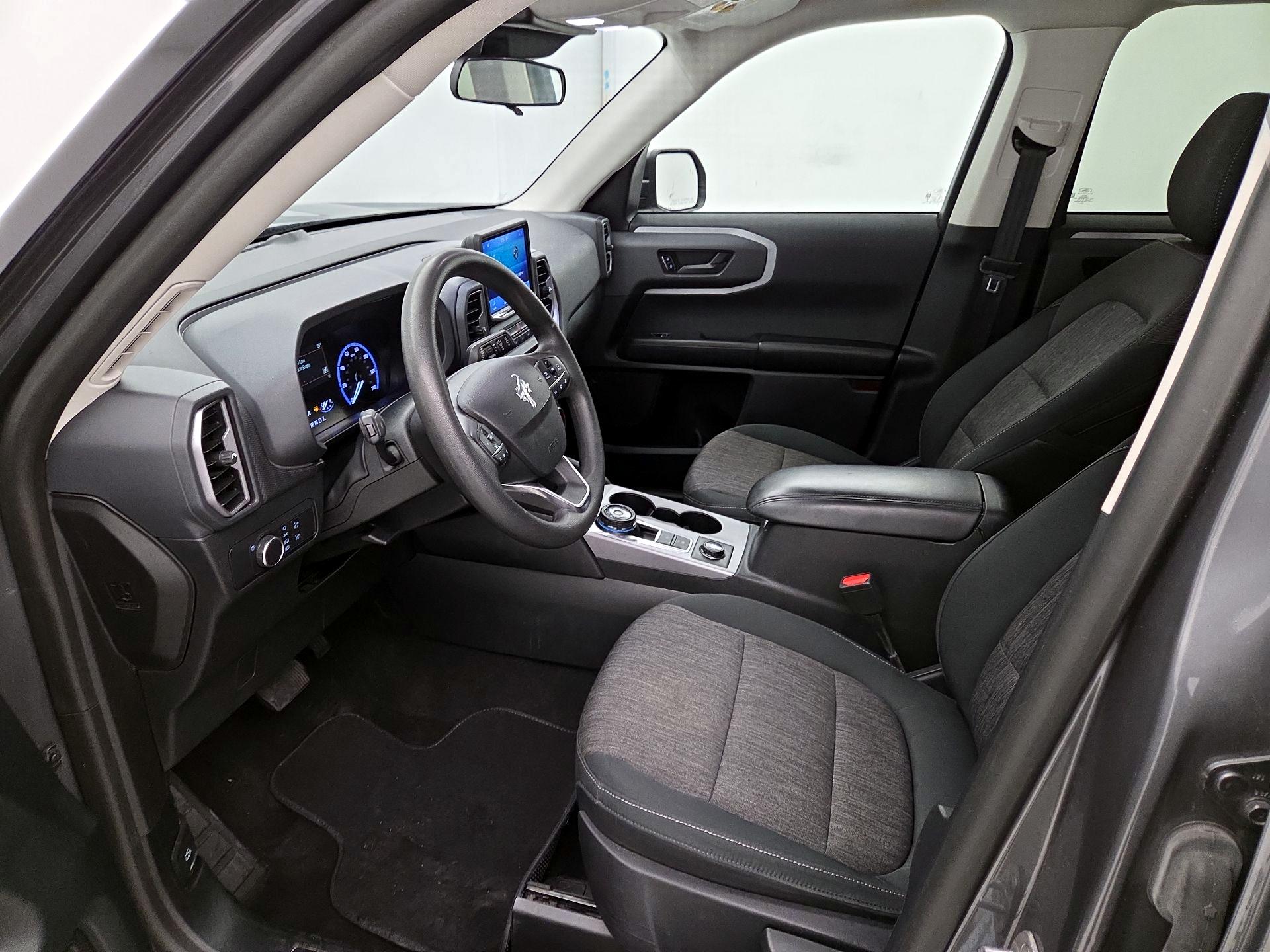 Thumbnail: 2022 Ford Bronco Sport - 11