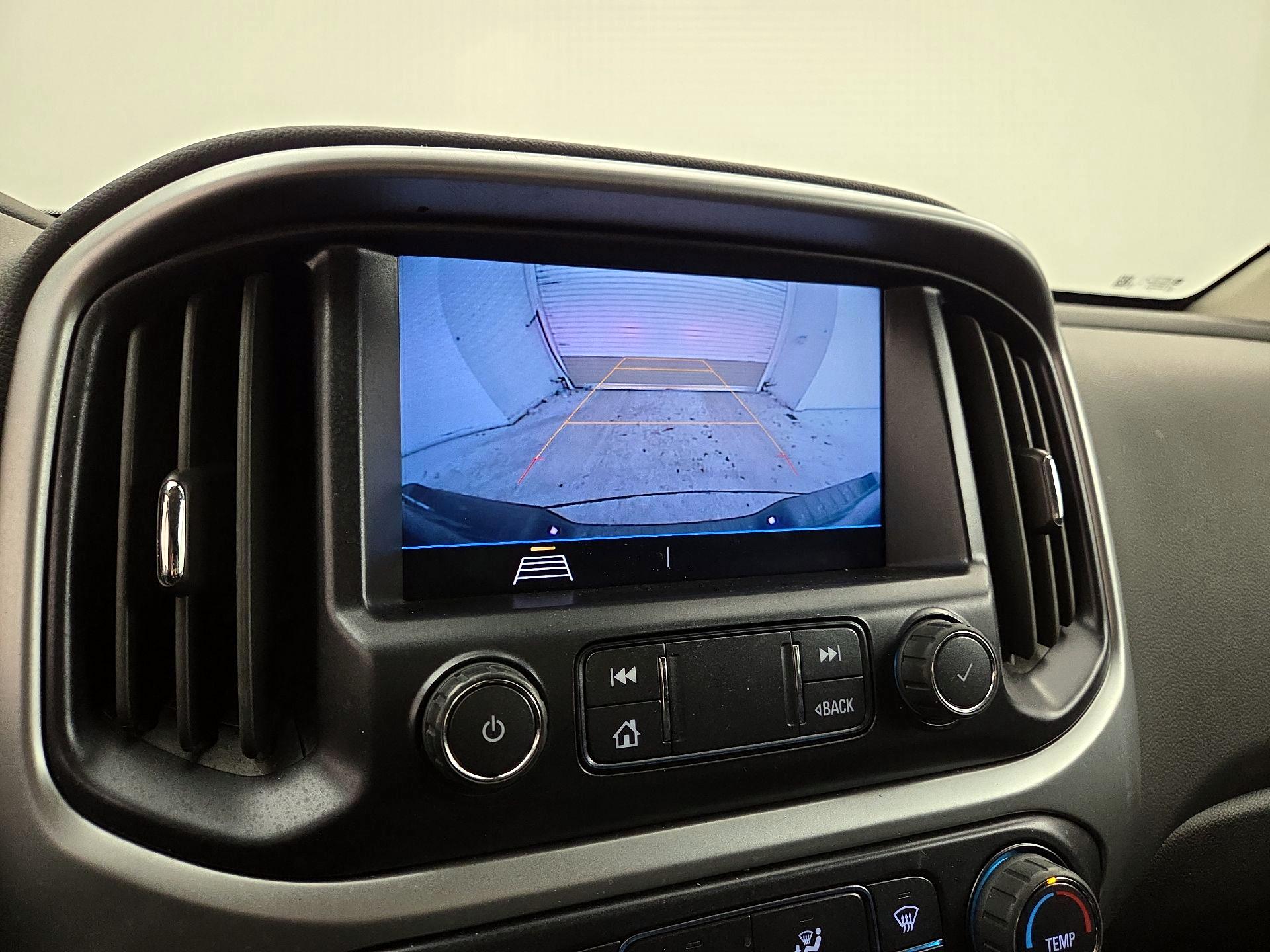 Thumbnail: 2022 Chevrolet Colorado - 14