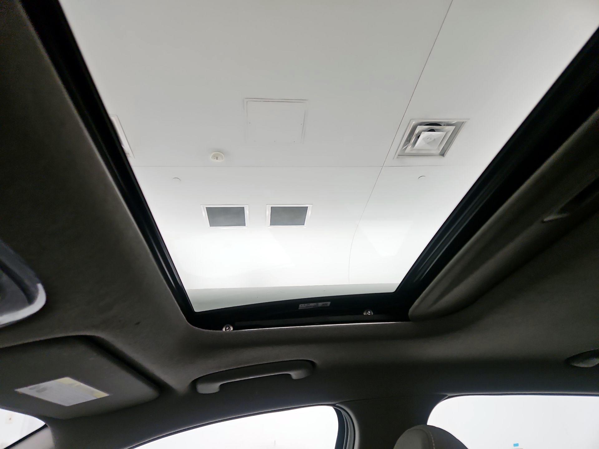 Thumbnail: 2025 Hyundai Elantra - 20