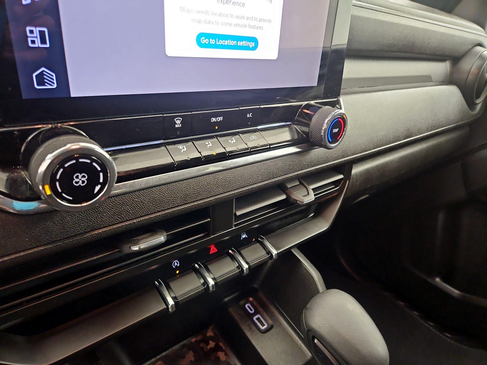 Thumbnail: 2024 Chevrolet Colorado - 15