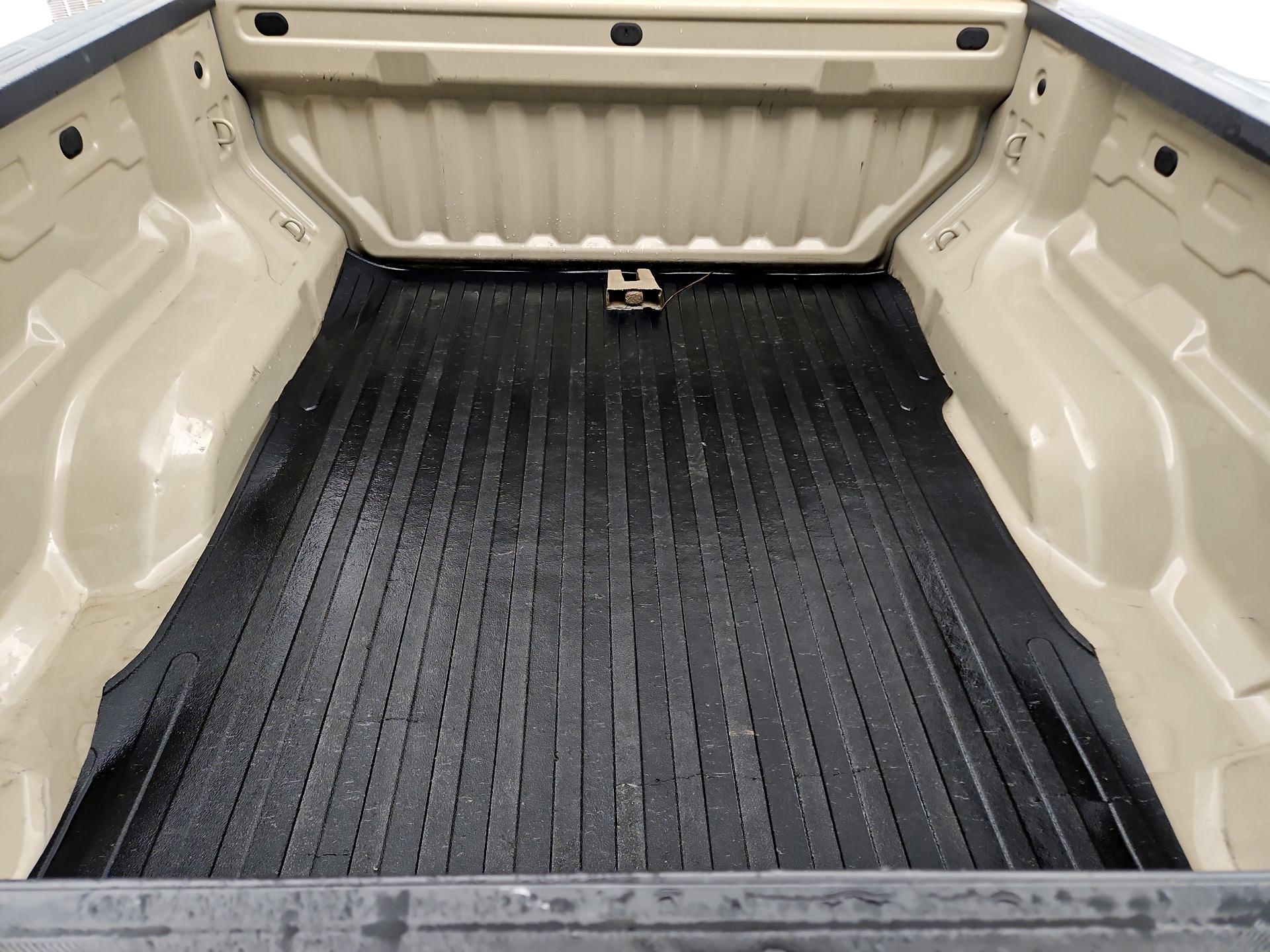 Thumbnail: 2024 Chevrolet Colorado - 19