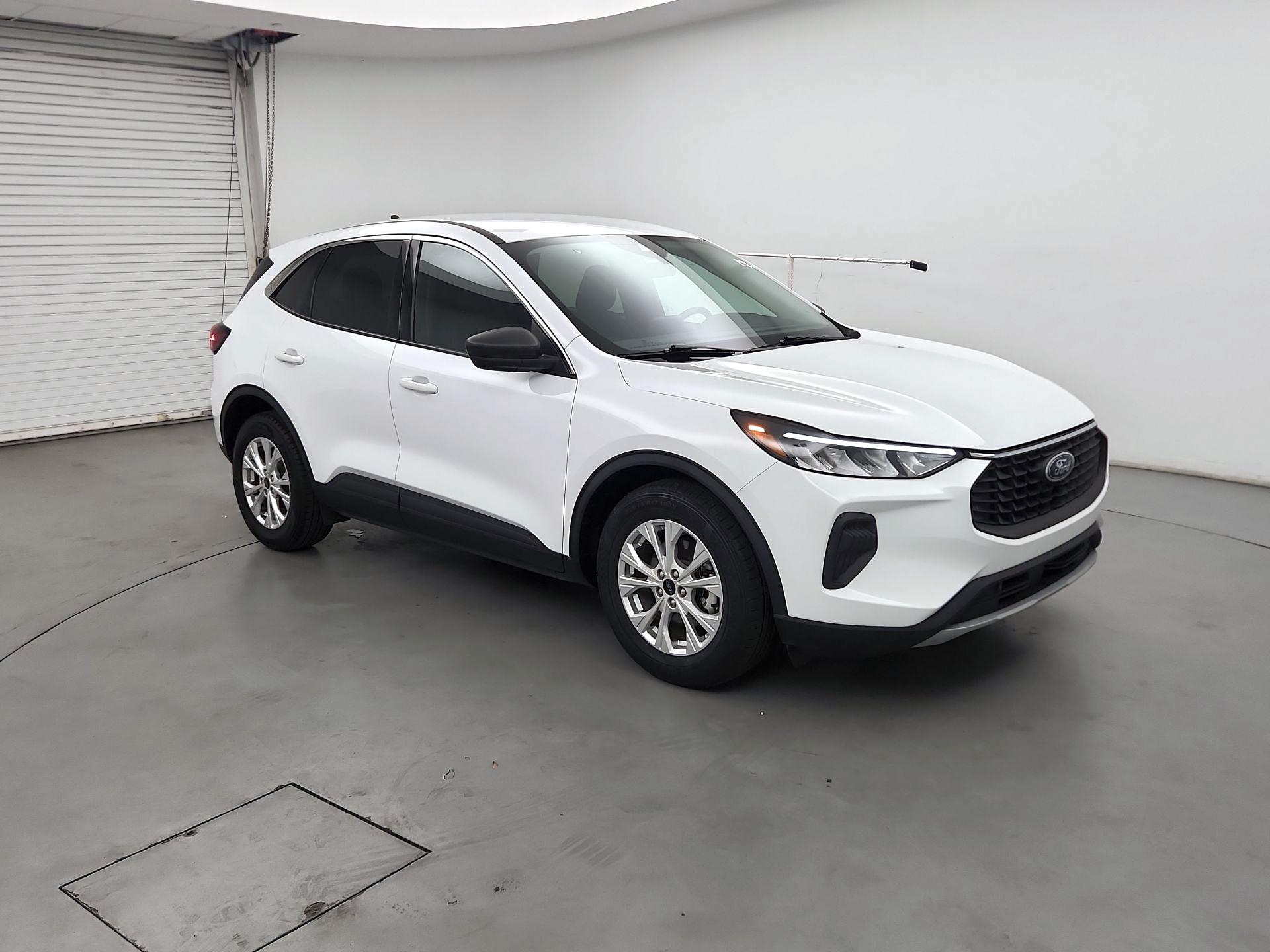 Thumbnail: 2023 Ford Escape - 1