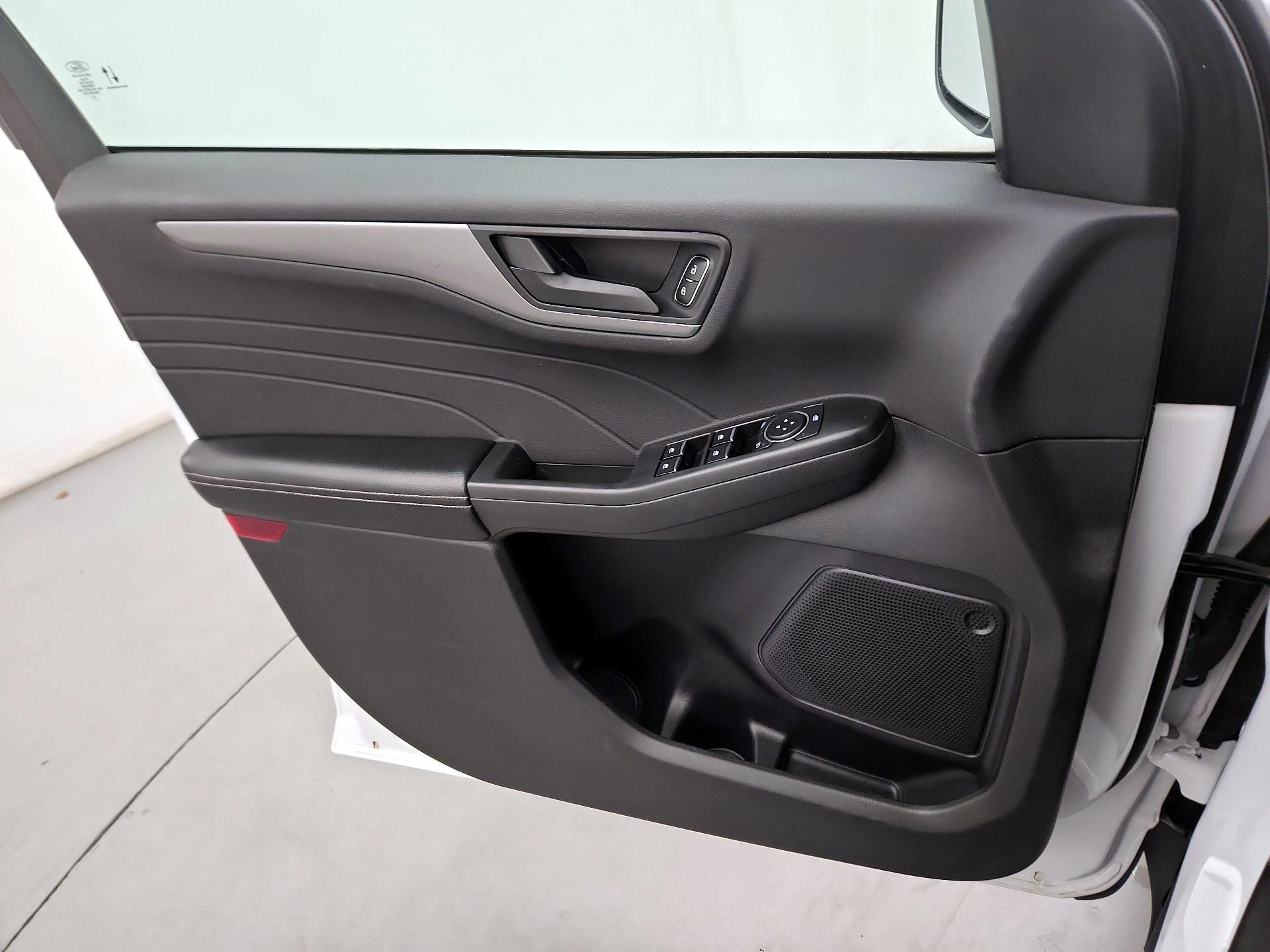 Thumbnail: 2023 Ford Escape - 10