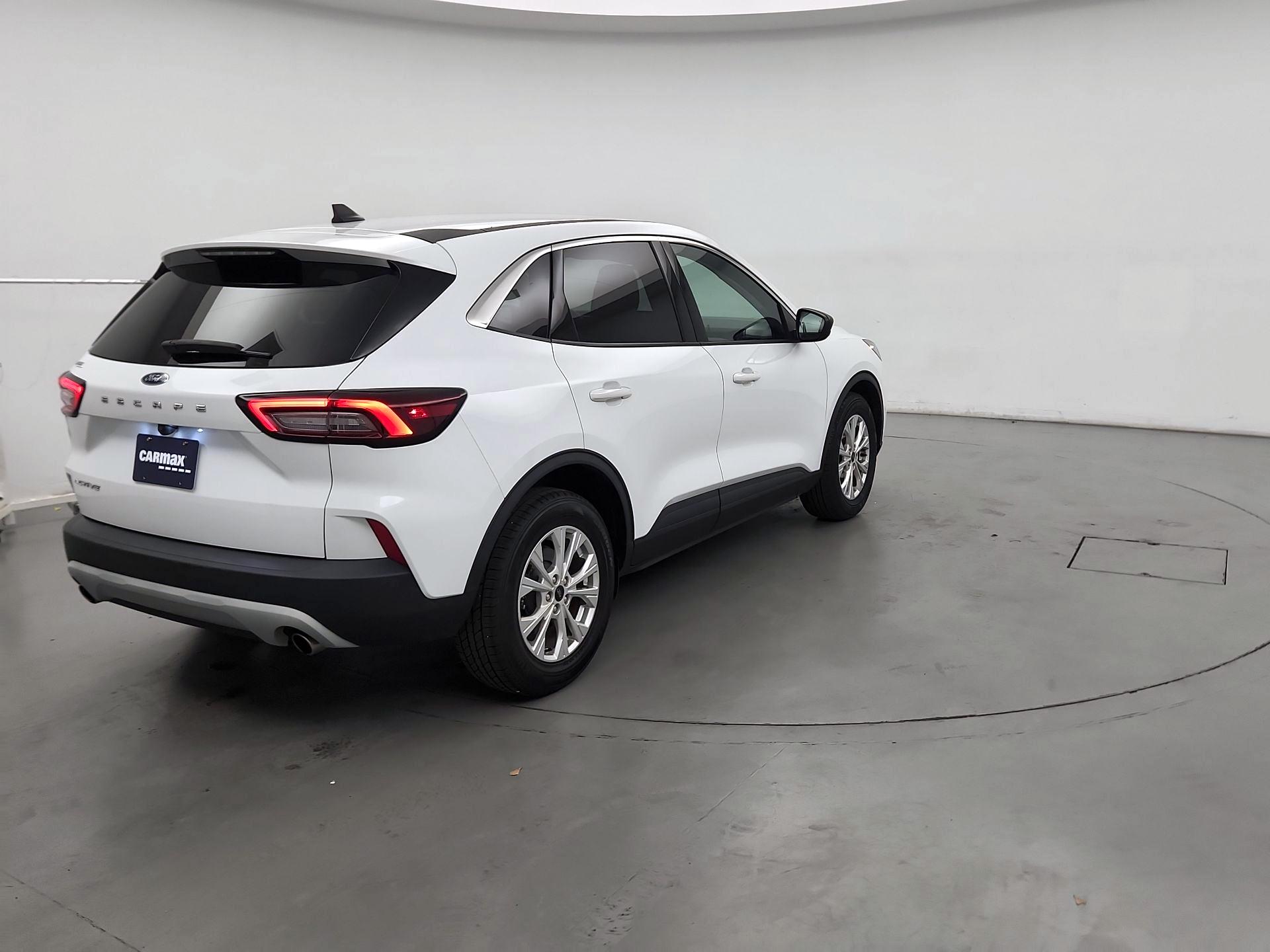 Thumbnail: 2023 Ford Escape - 5