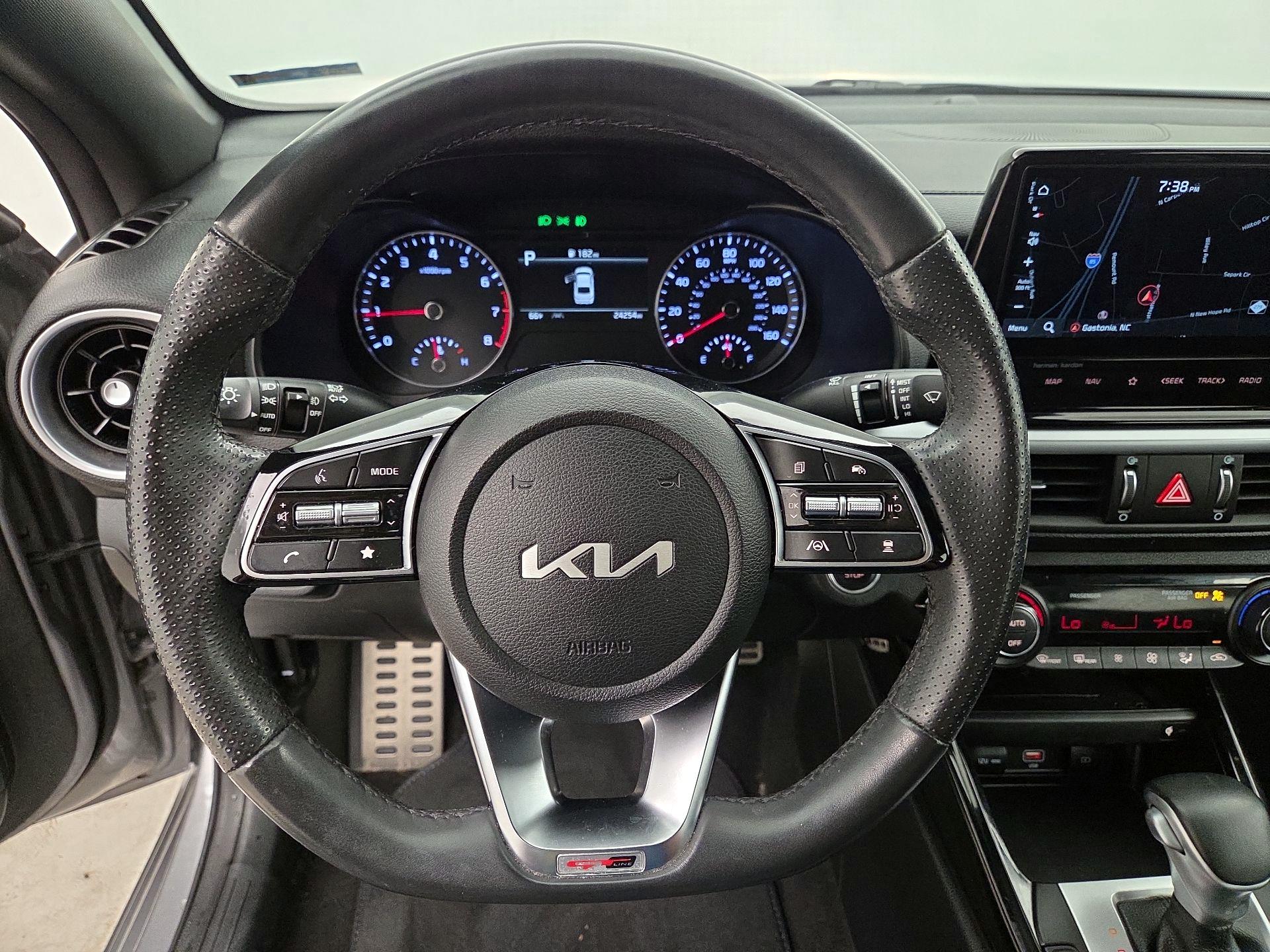 Thumbnail: 2024 Kia Forte - 10