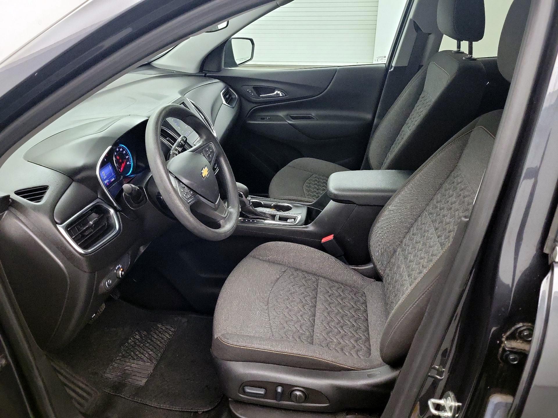 Thumbnail: 2023 Chevrolet Equinox - 9