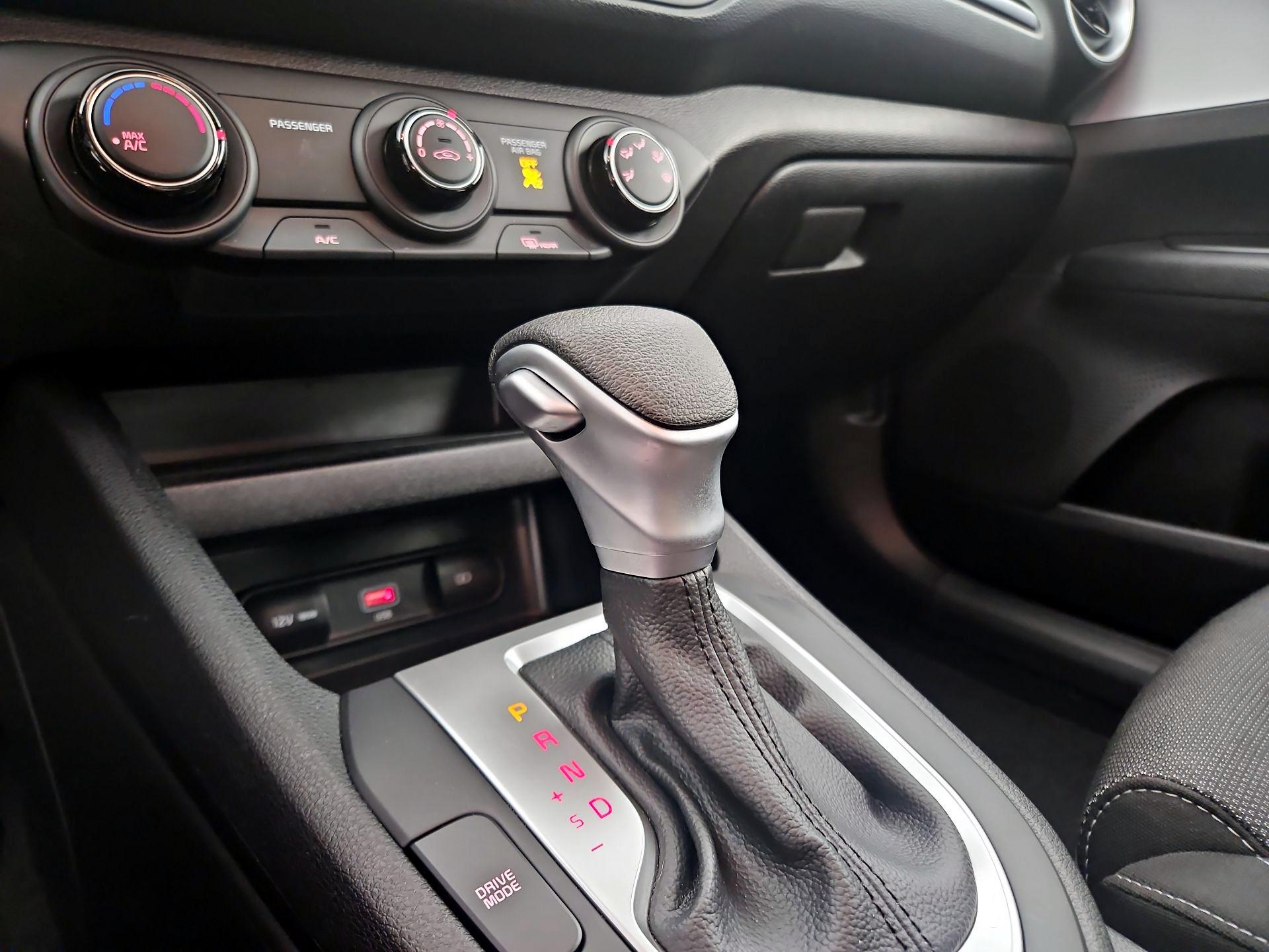 Thumbnail: 2024 Kia Forte - 17