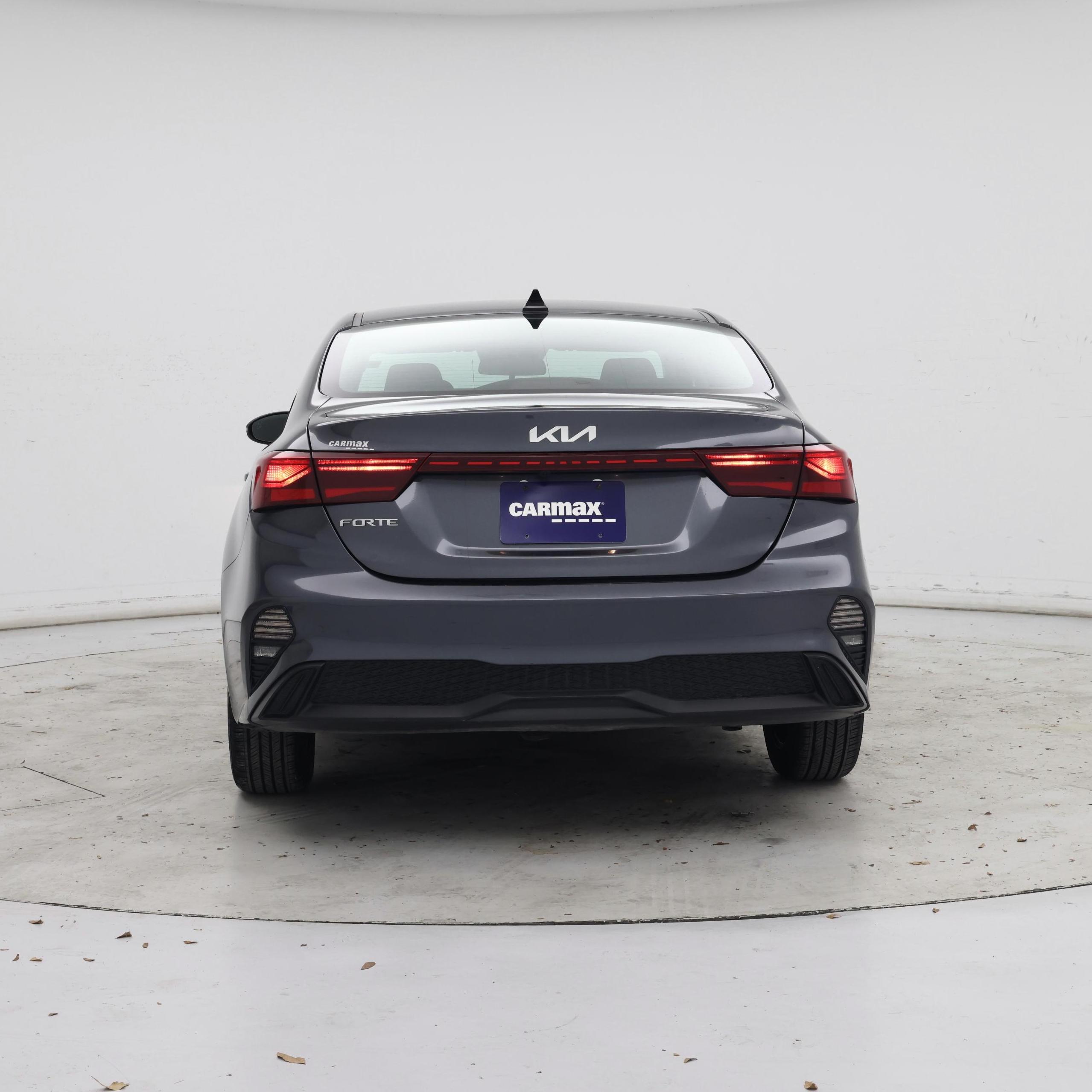 Thumbnail: 2024 Kia Forte - 6