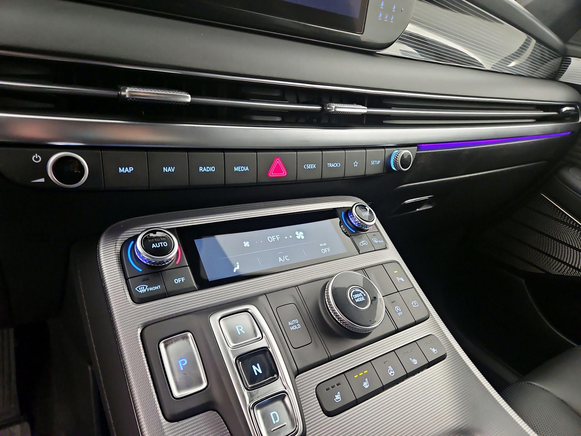 Thumbnail: 2025 Hyundai Palisade - 16