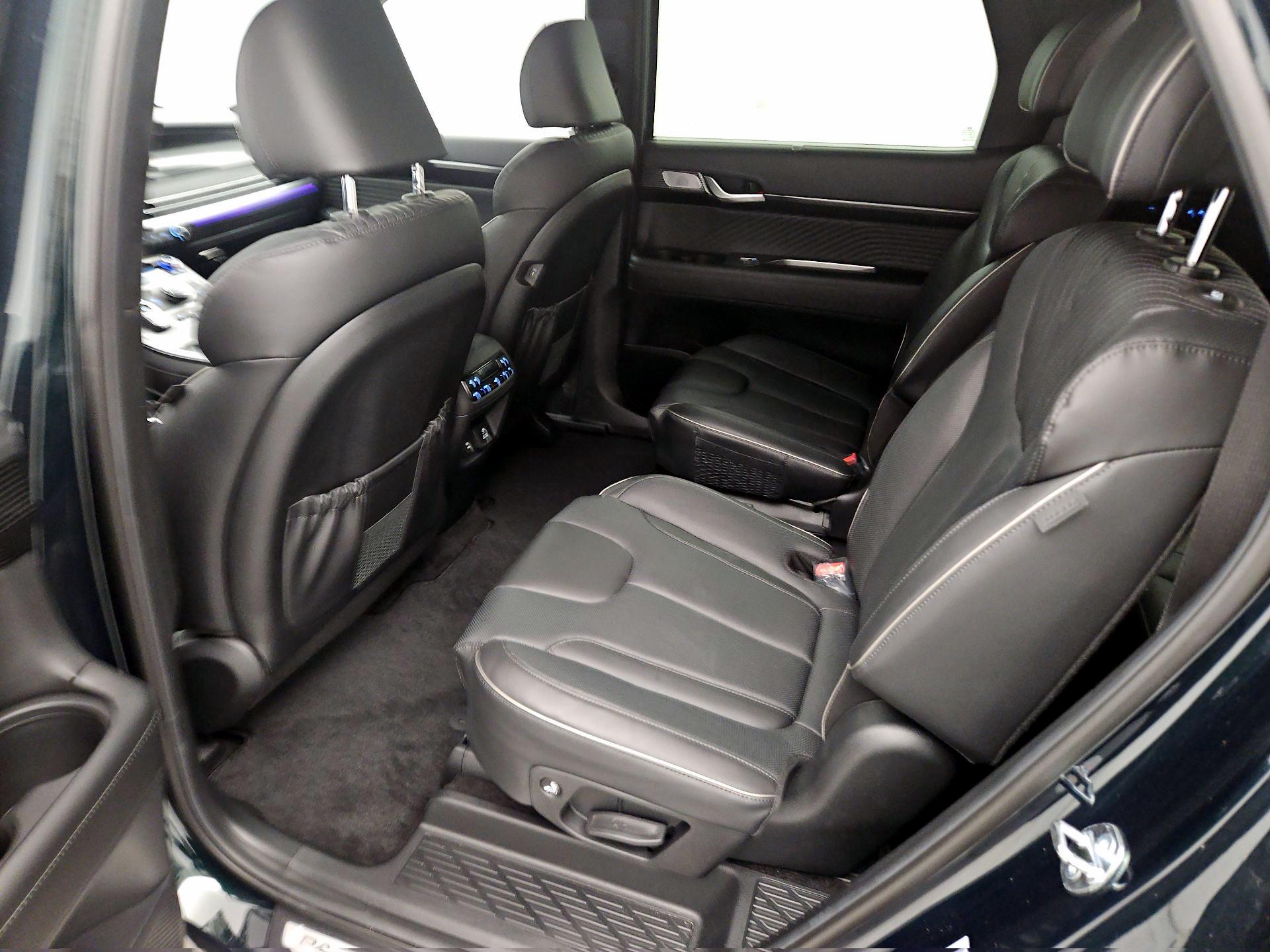 Thumbnail: 2025 Hyundai Palisade - 19