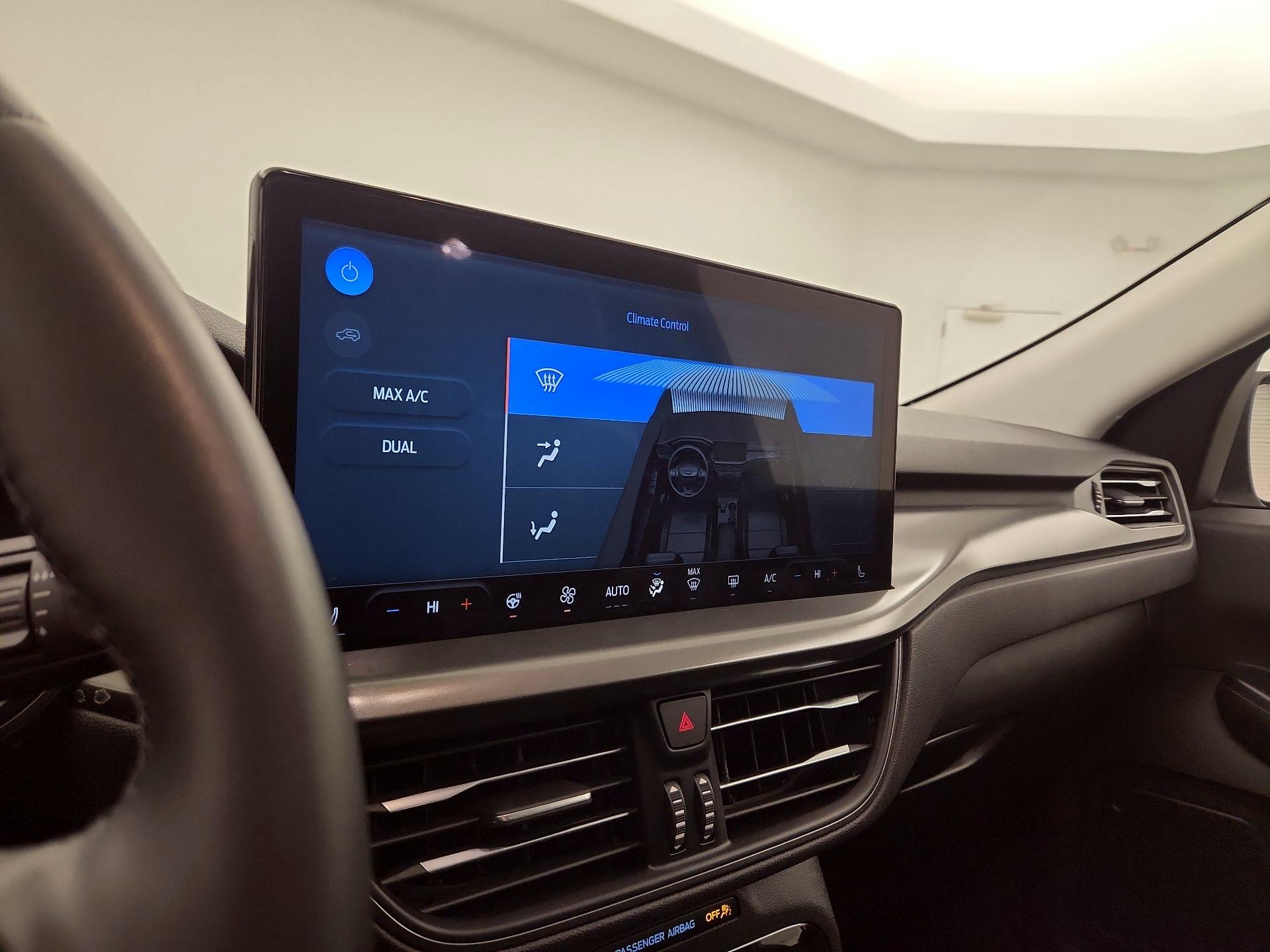 Thumbnail: 2023 Ford Escape - 15