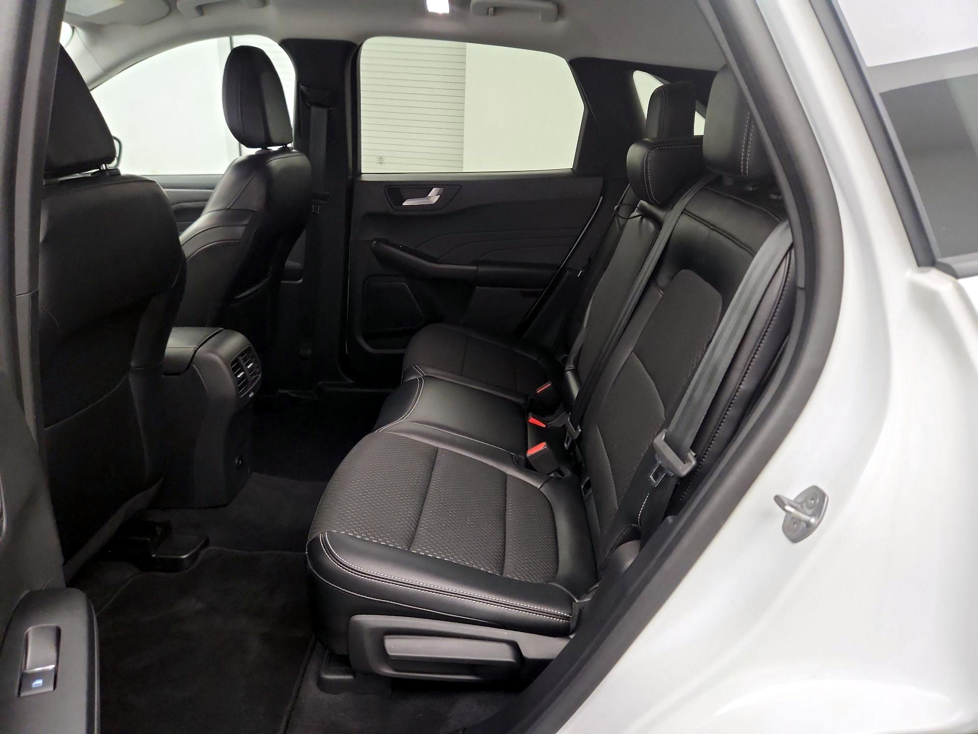 Thumbnail: 2023 Ford Escape - 18