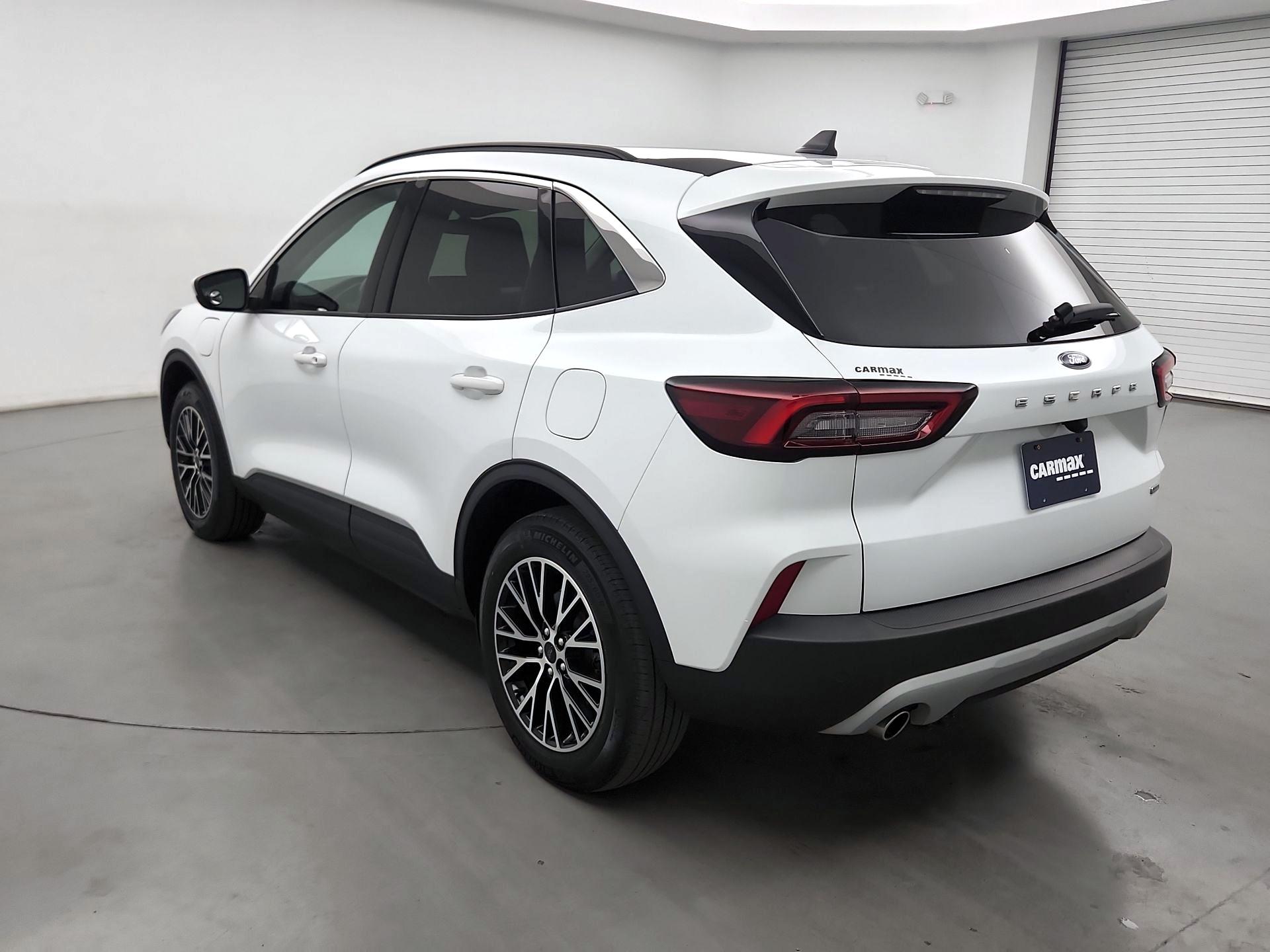 Thumbnail: 2023 Ford Escape - 7