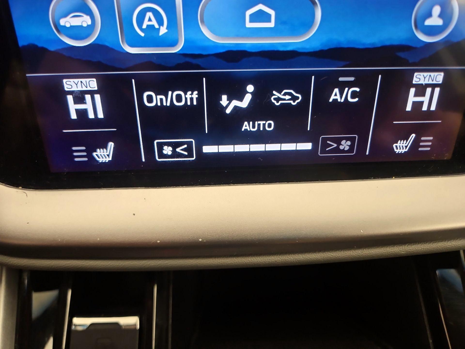 Thumbnail: 2022 Subaru Outback - 16