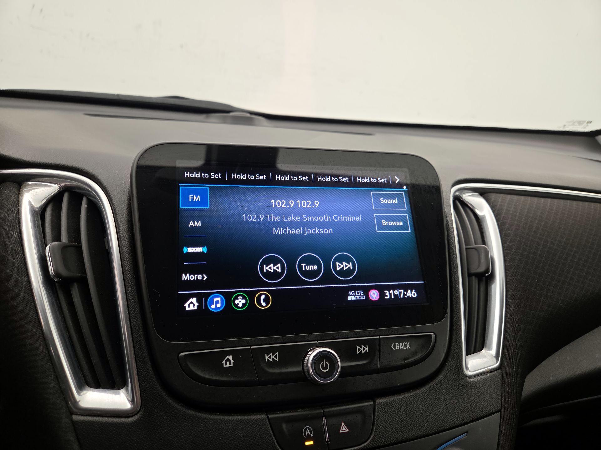 Thumbnail: 2020 Chevrolet Malibu - 15