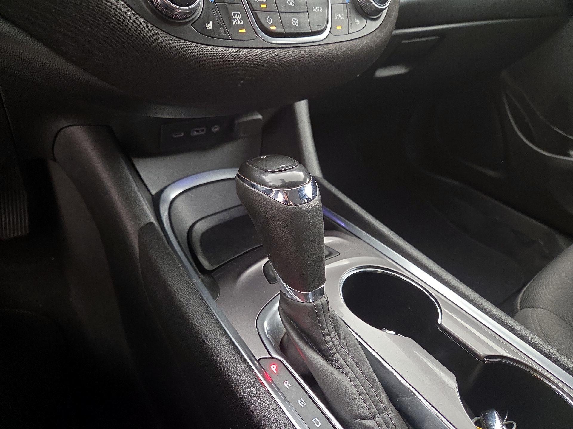 Thumbnail: 2020 Chevrolet Malibu - 17