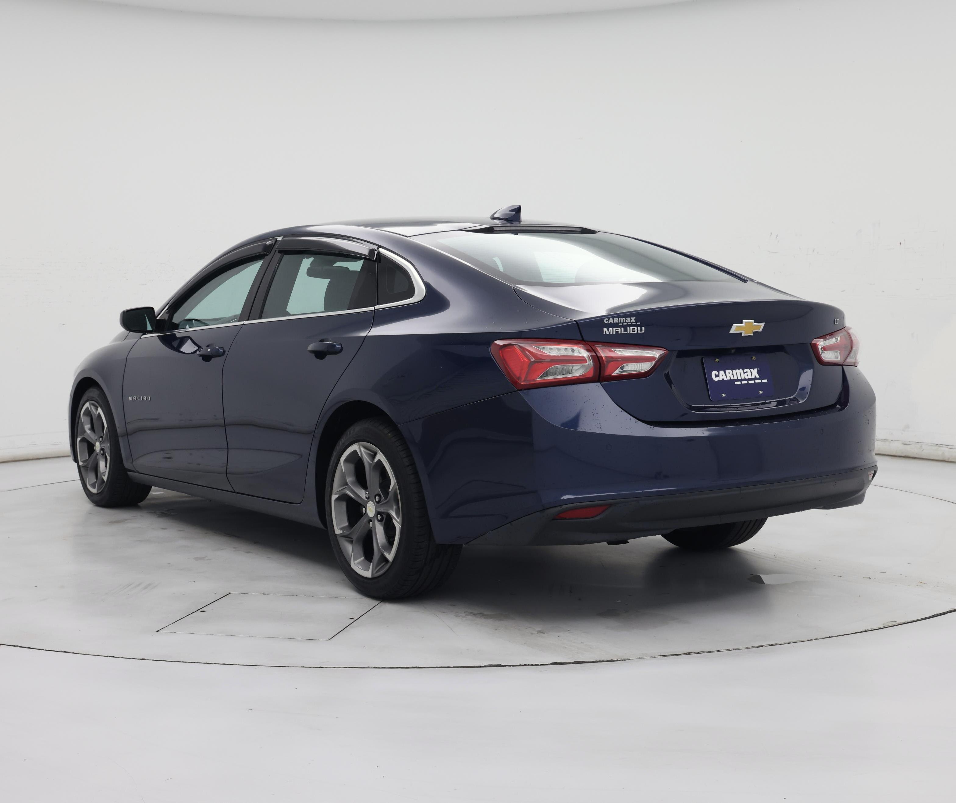 Thumbnail: 2020 Chevrolet Malibu - 2