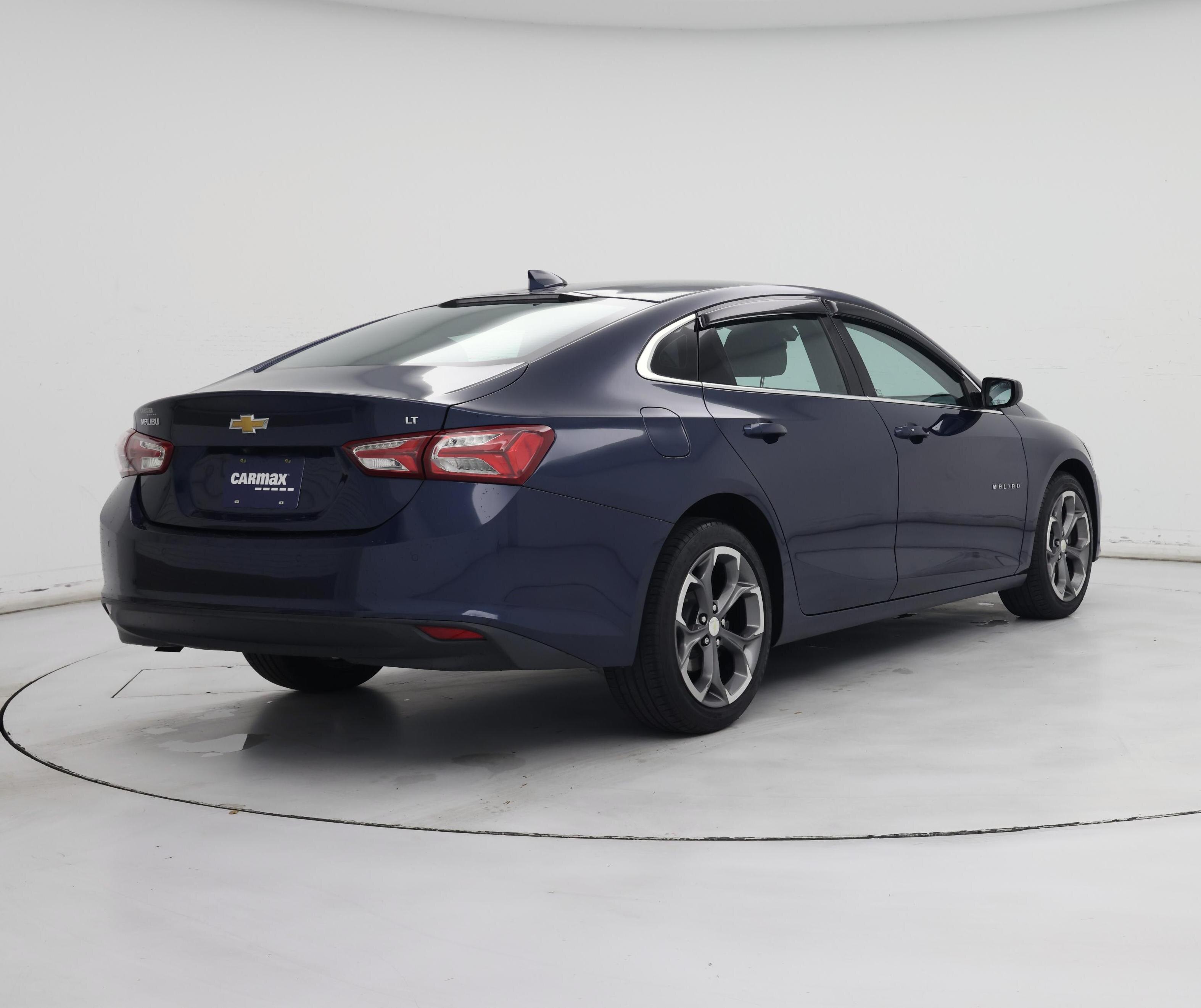 Thumbnail: 2020 Chevrolet Malibu - 8