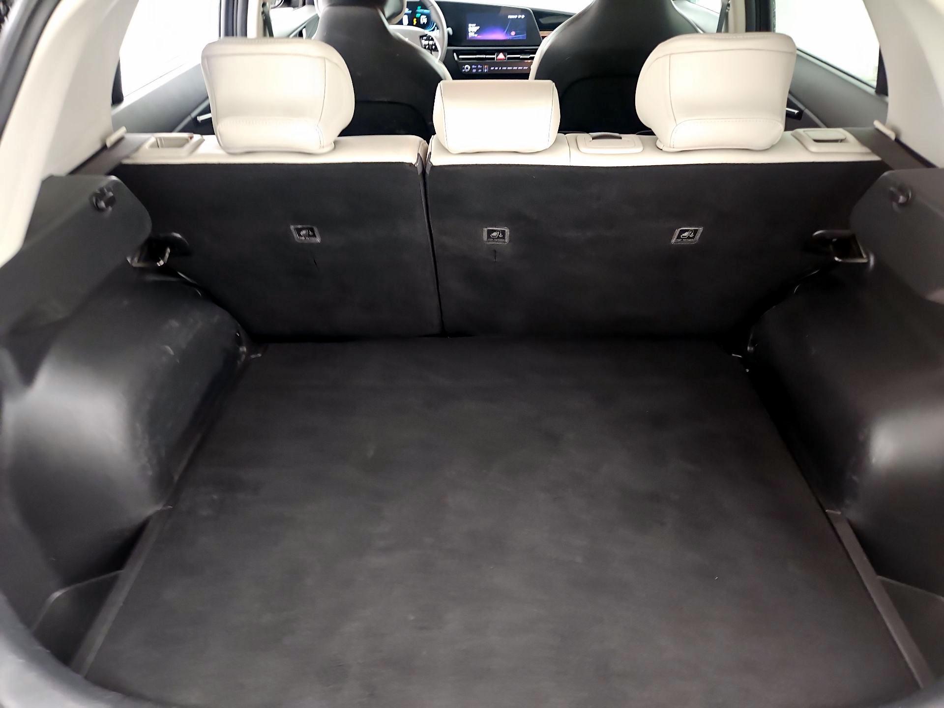 Thumbnail: 2024 Kia Niro - 20