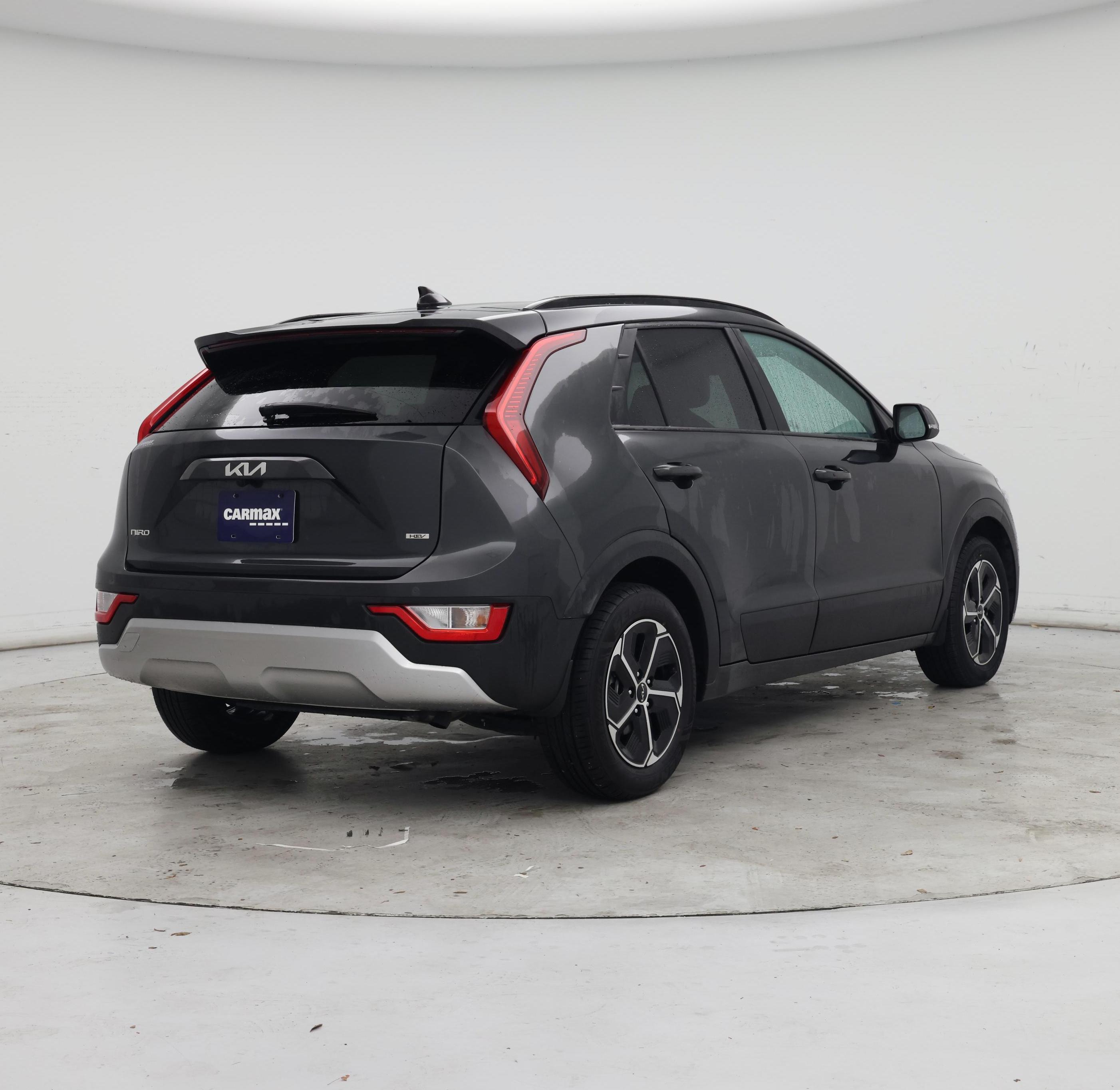 Thumbnail: 2024 Kia Niro - 8