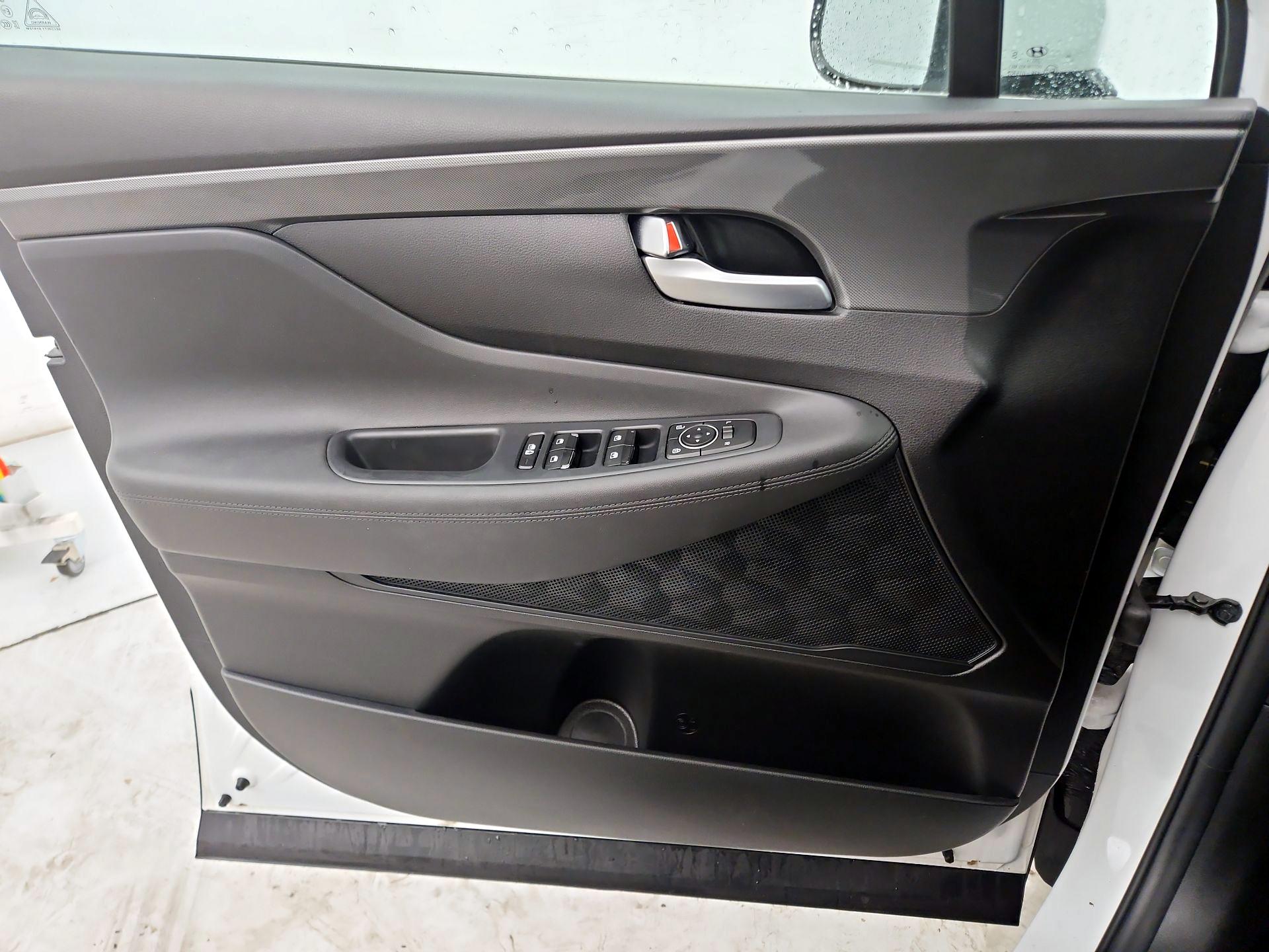 Thumbnail: 2023 Hyundai Santa Fe - 12