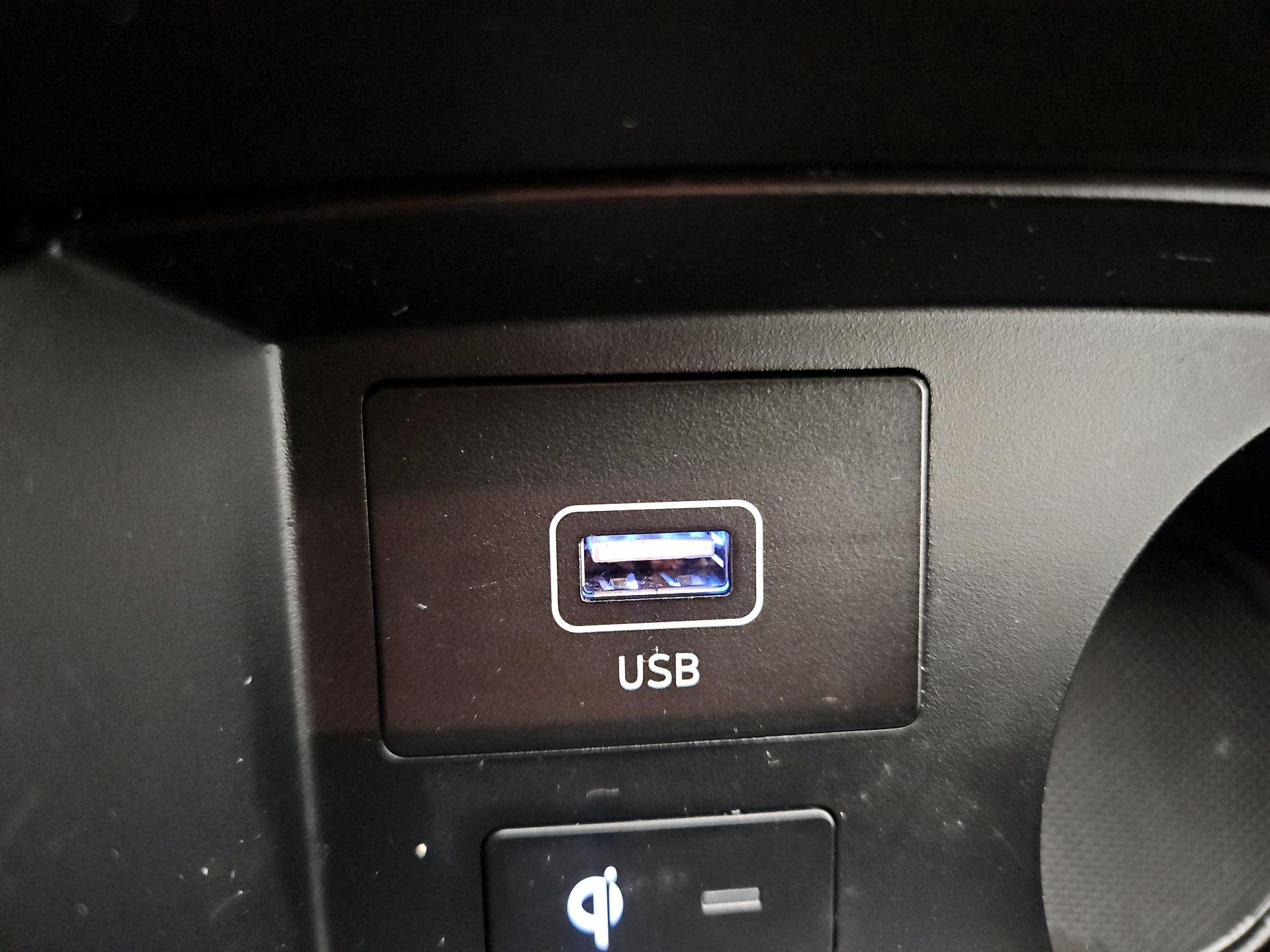 Thumbnail: 2023 Hyundai Santa Fe - 19