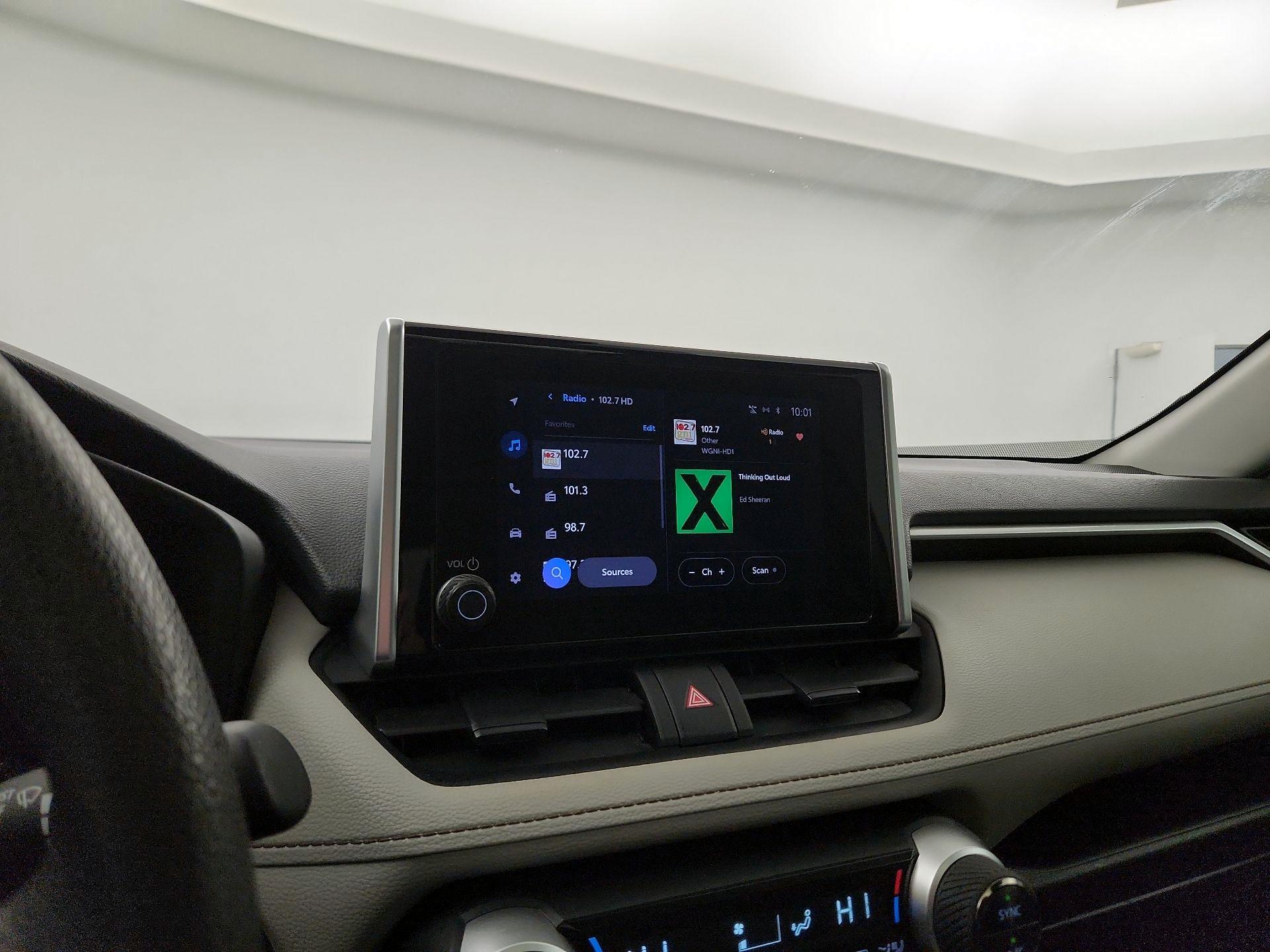 Thumbnail: 2023 Toyota RAV4 - 13