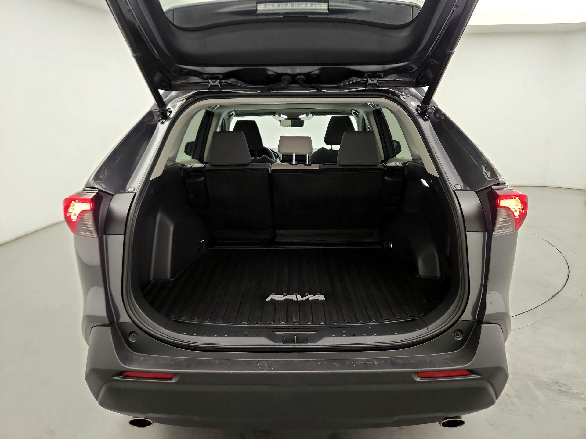 Thumbnail: 2023 Toyota RAV4 - 19