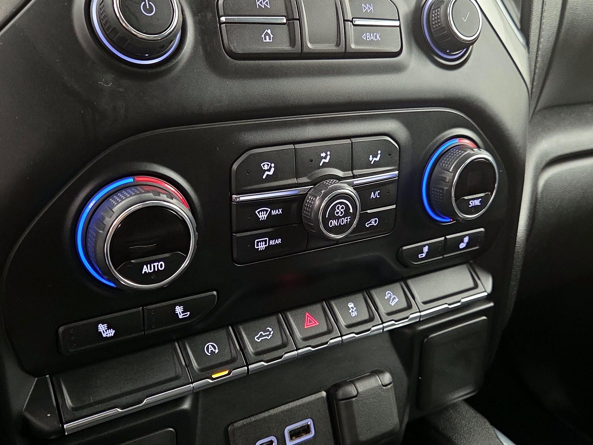 Thumbnail: 2021 Chevrolet Silverado 1500 - 16