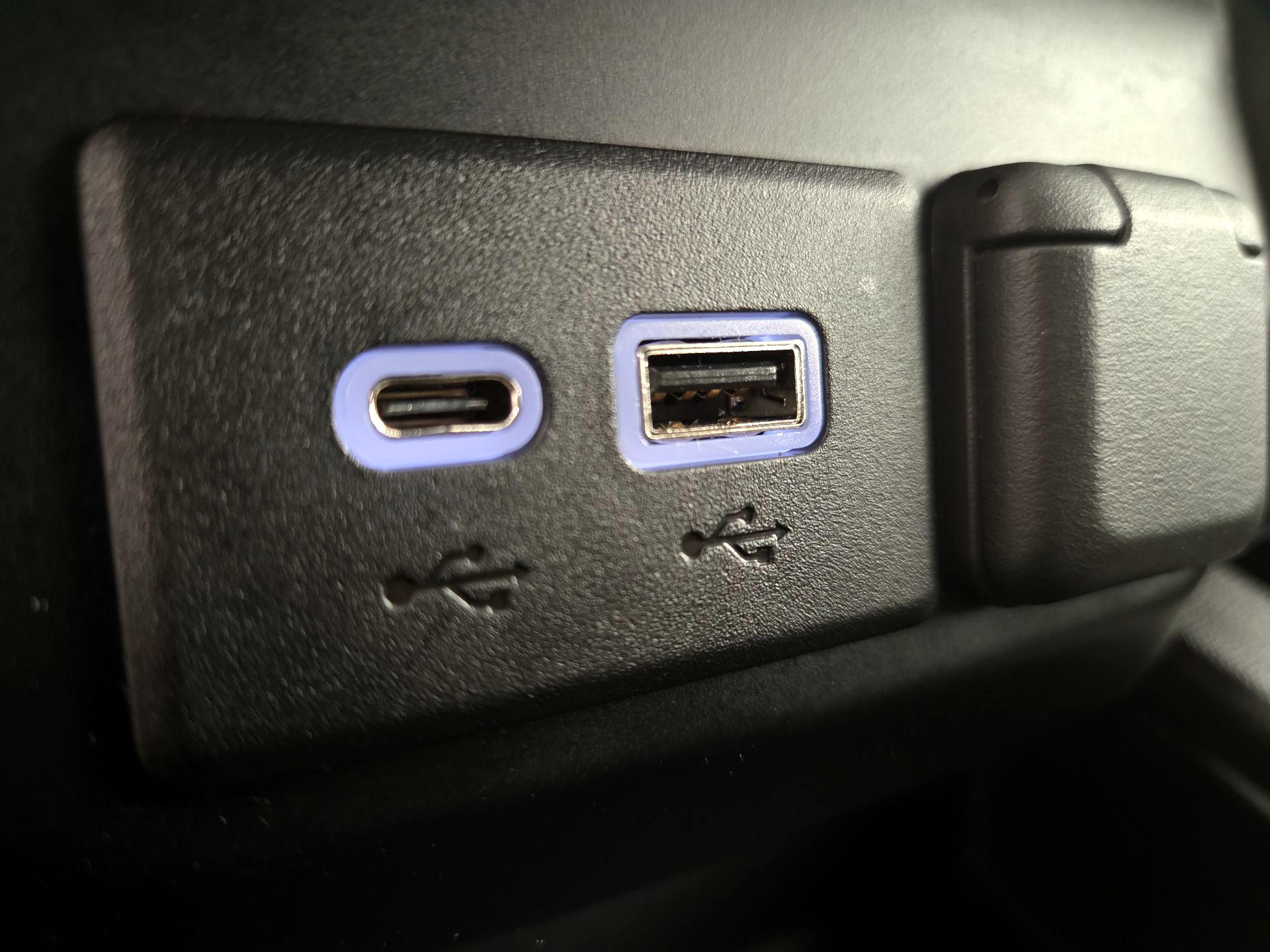 Thumbnail: 2021 Chevrolet Silverado 1500 - 18