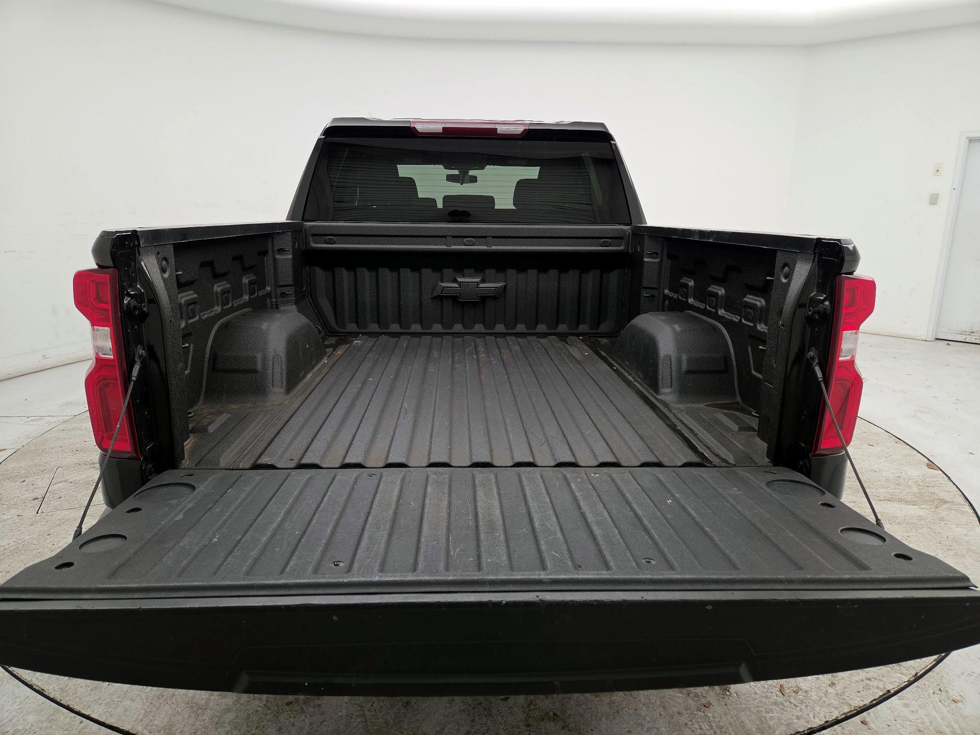 Thumbnail: 2021 Chevrolet Silverado 1500 - 19