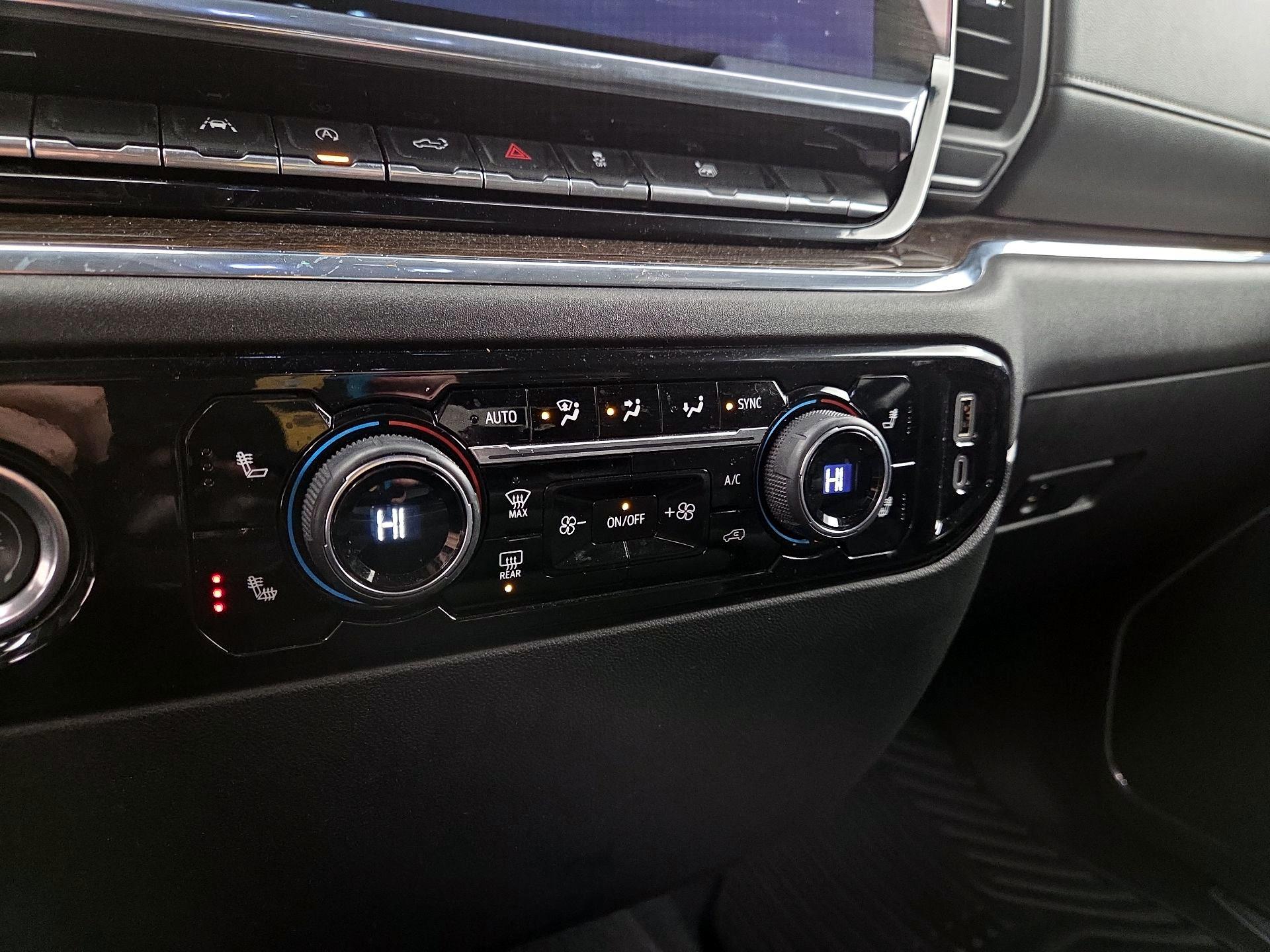 Thumbnail: 2023 Chevrolet Silverado 1500 - 16