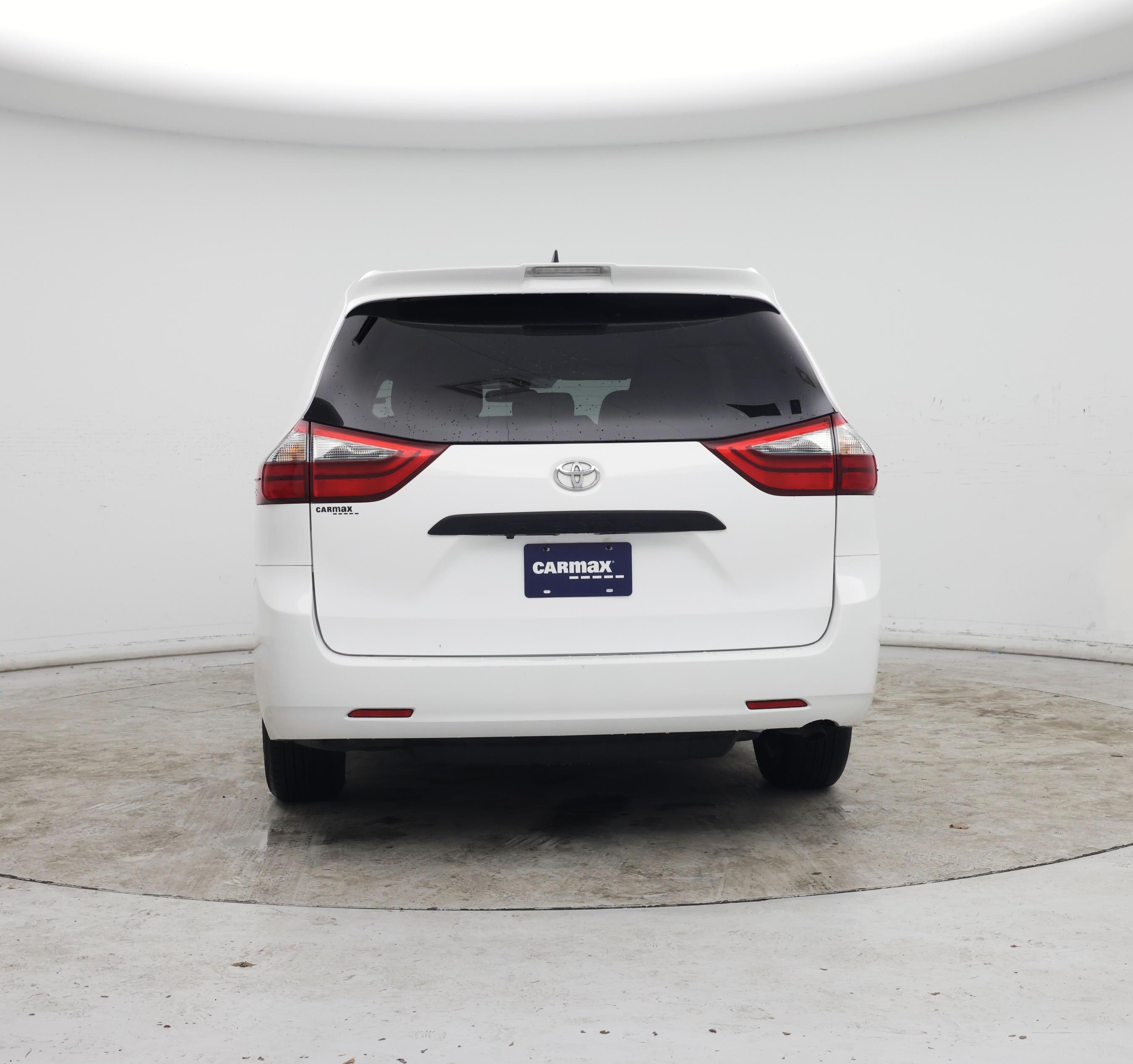 Thumbnail: 2020 Toyota Sienna - 6