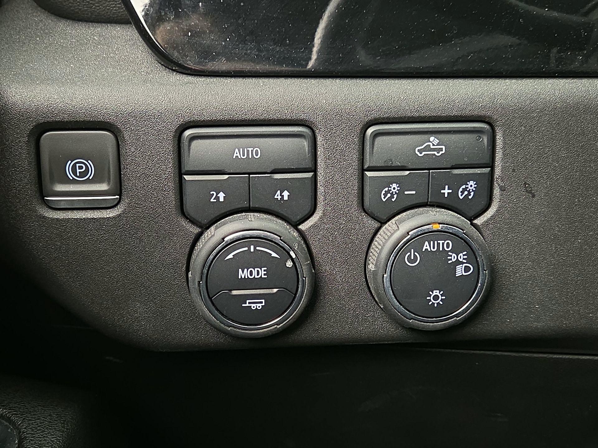 Thumbnail: 2023 Chevrolet Silverado 1500 - 13