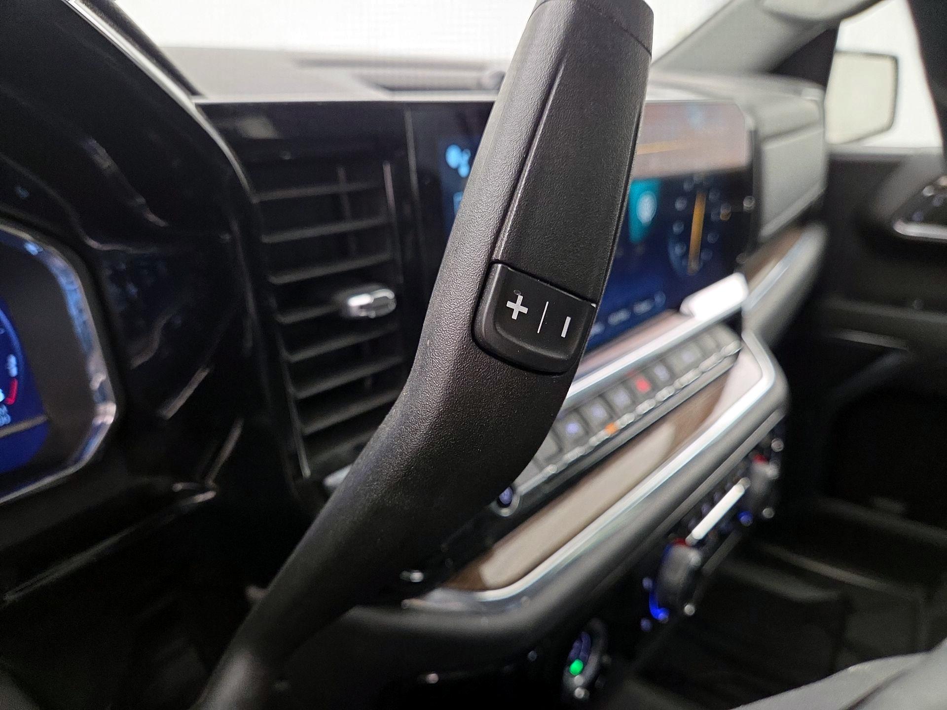 Thumbnail: 2023 Chevrolet Silverado 1500 - 17