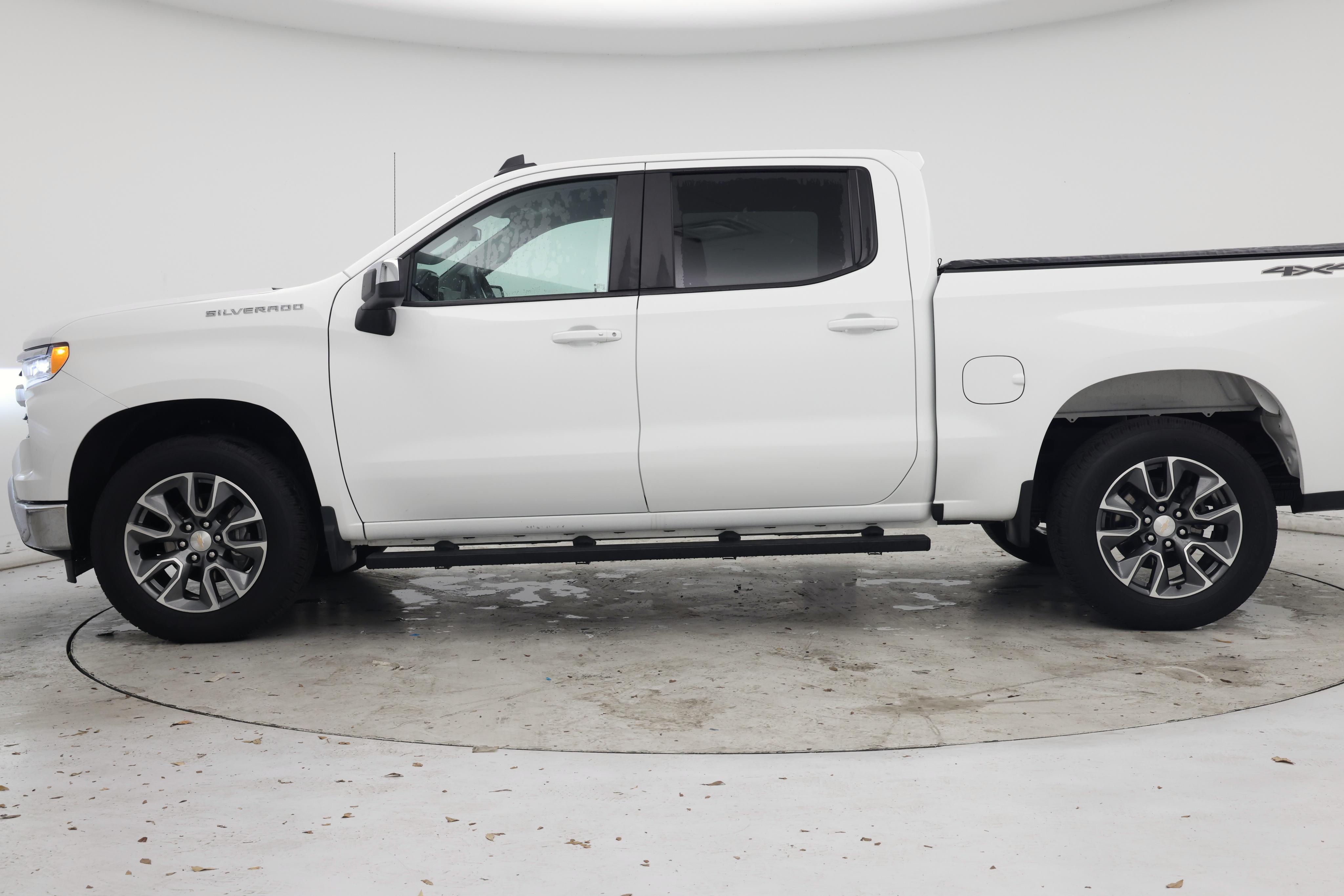 Thumbnail: 2023 Chevrolet Silverado 1500 - 3