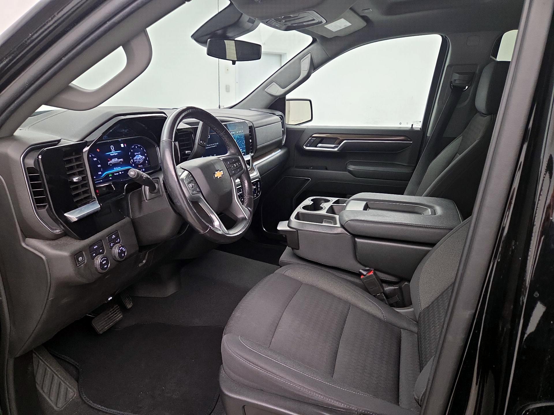 Thumbnail: 2022 Chevrolet Silverado 1500 - 11