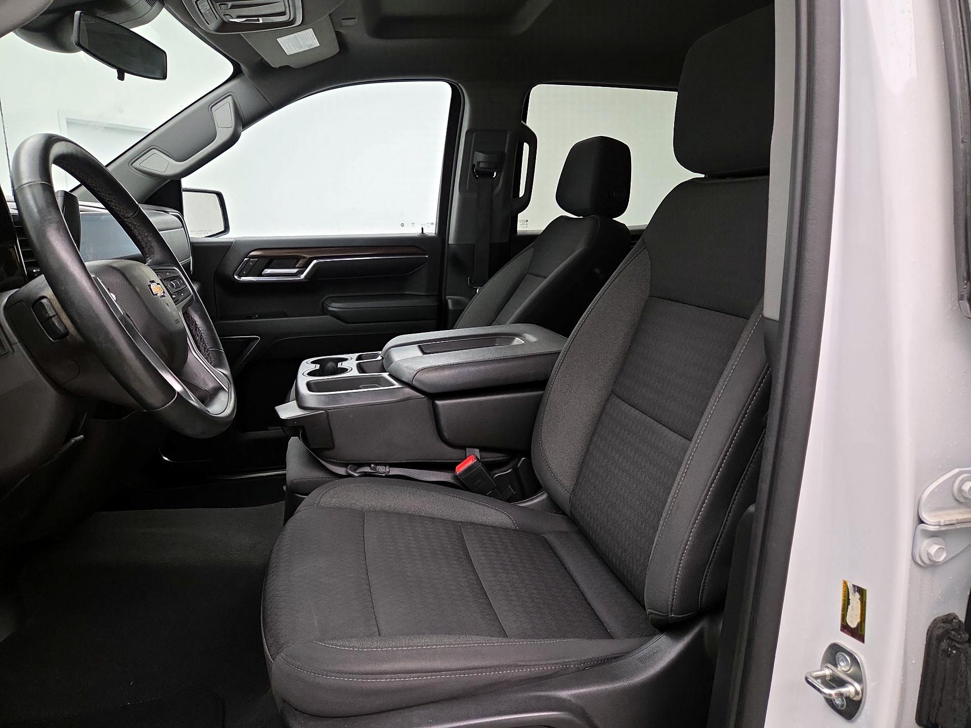 Thumbnail: 2023 Chevrolet Silverado 1500 - 11