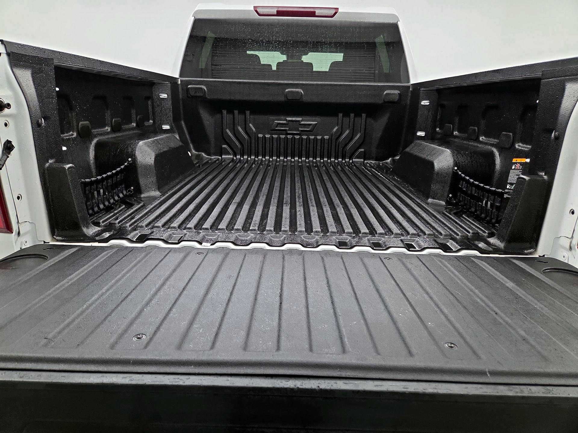 Thumbnail: 2023 Chevrolet Silverado 1500 - 20