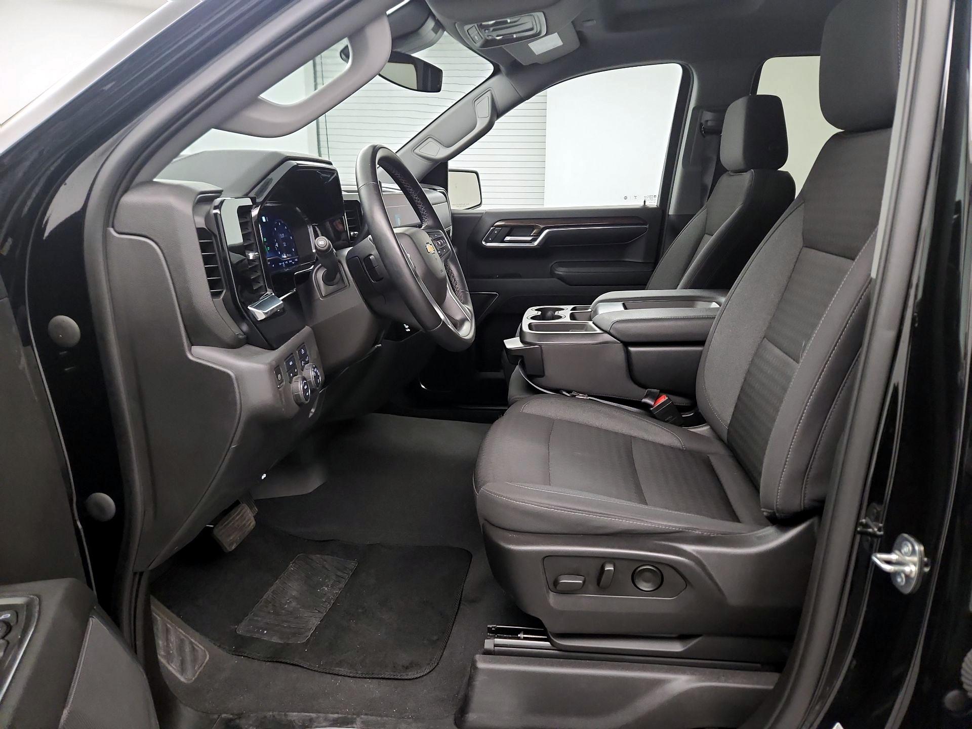 Thumbnail: 2023 Chevrolet Silverado 1500 - 9
