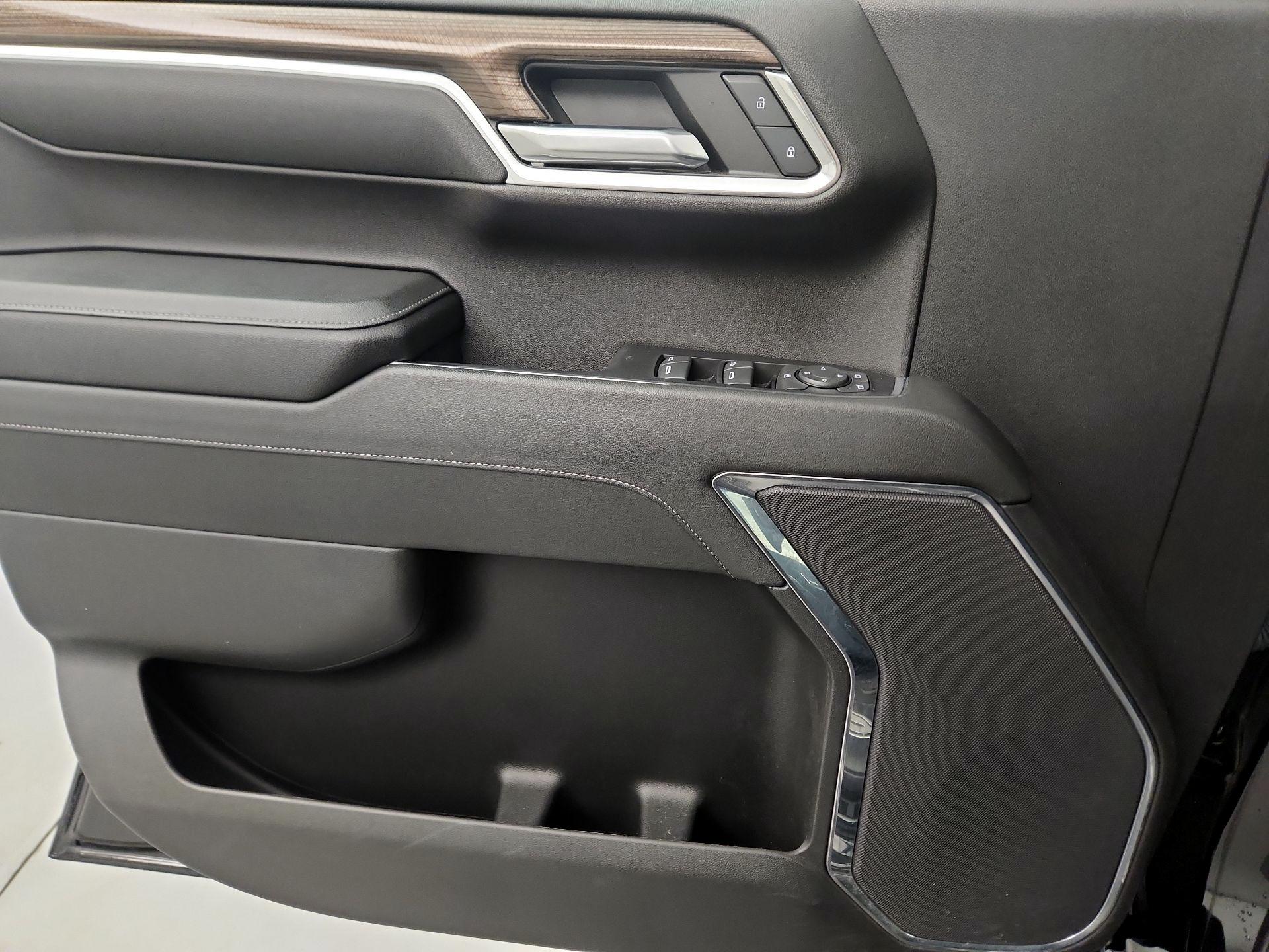 Thumbnail: 2023 Chevrolet Silverado 1500 - 10