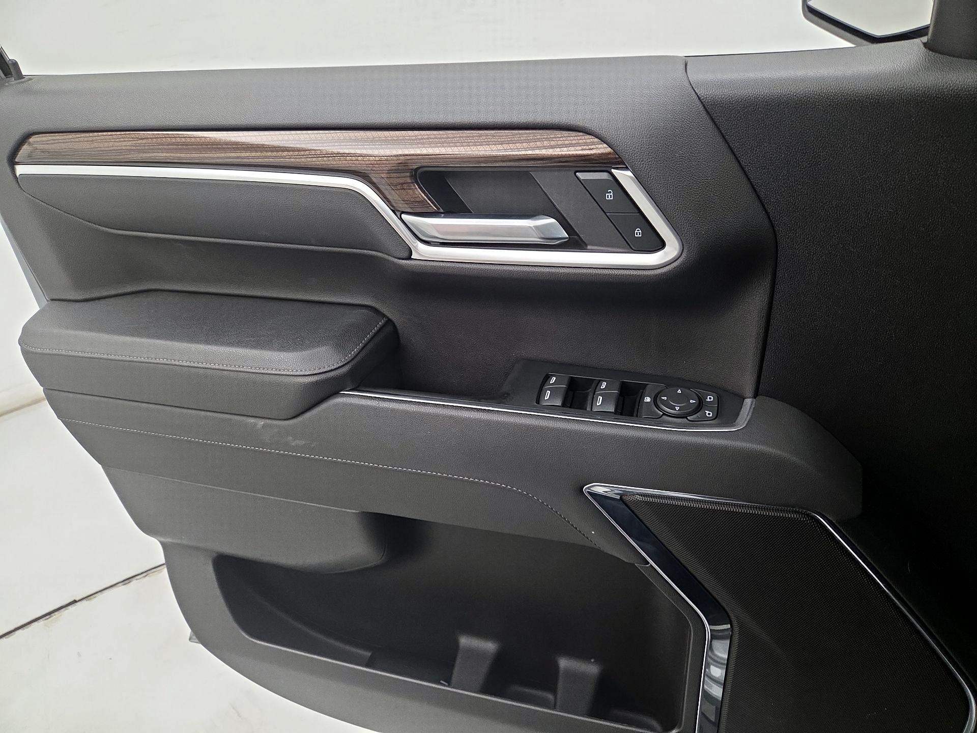 Thumbnail: 2023 Chevrolet Silverado 1500 - 12