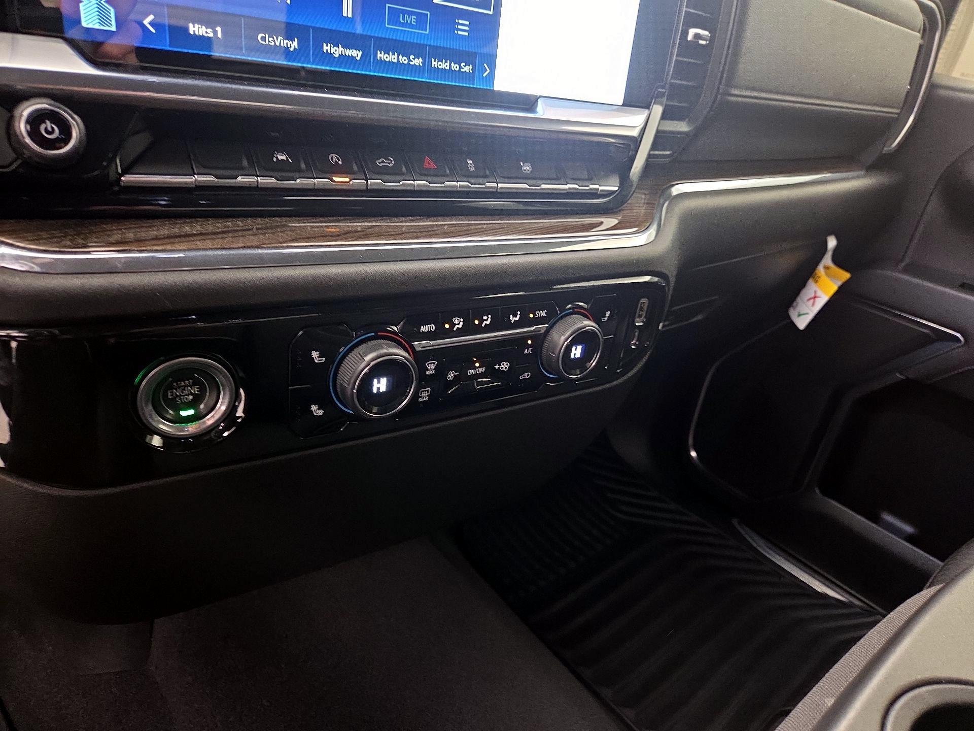 Thumbnail: 2023 Chevrolet Silverado 1500 - 16