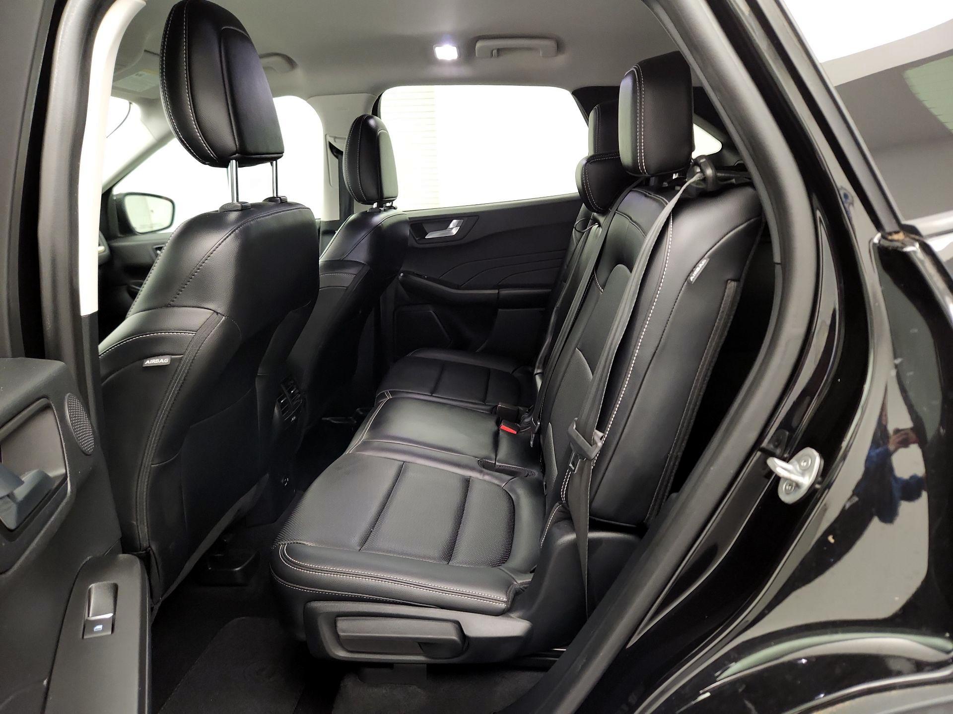 Thumbnail: 2021 Ford Escape - 18