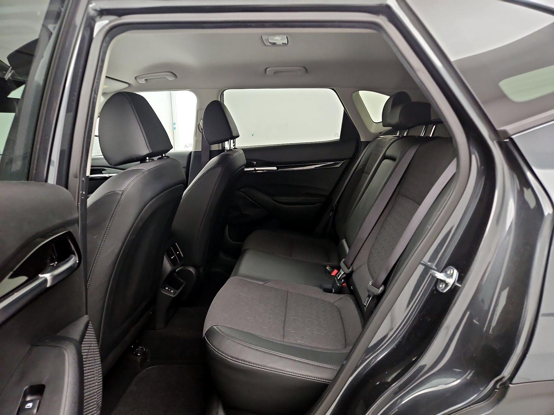 Thumbnail: 2025 Kia Seltos - 20