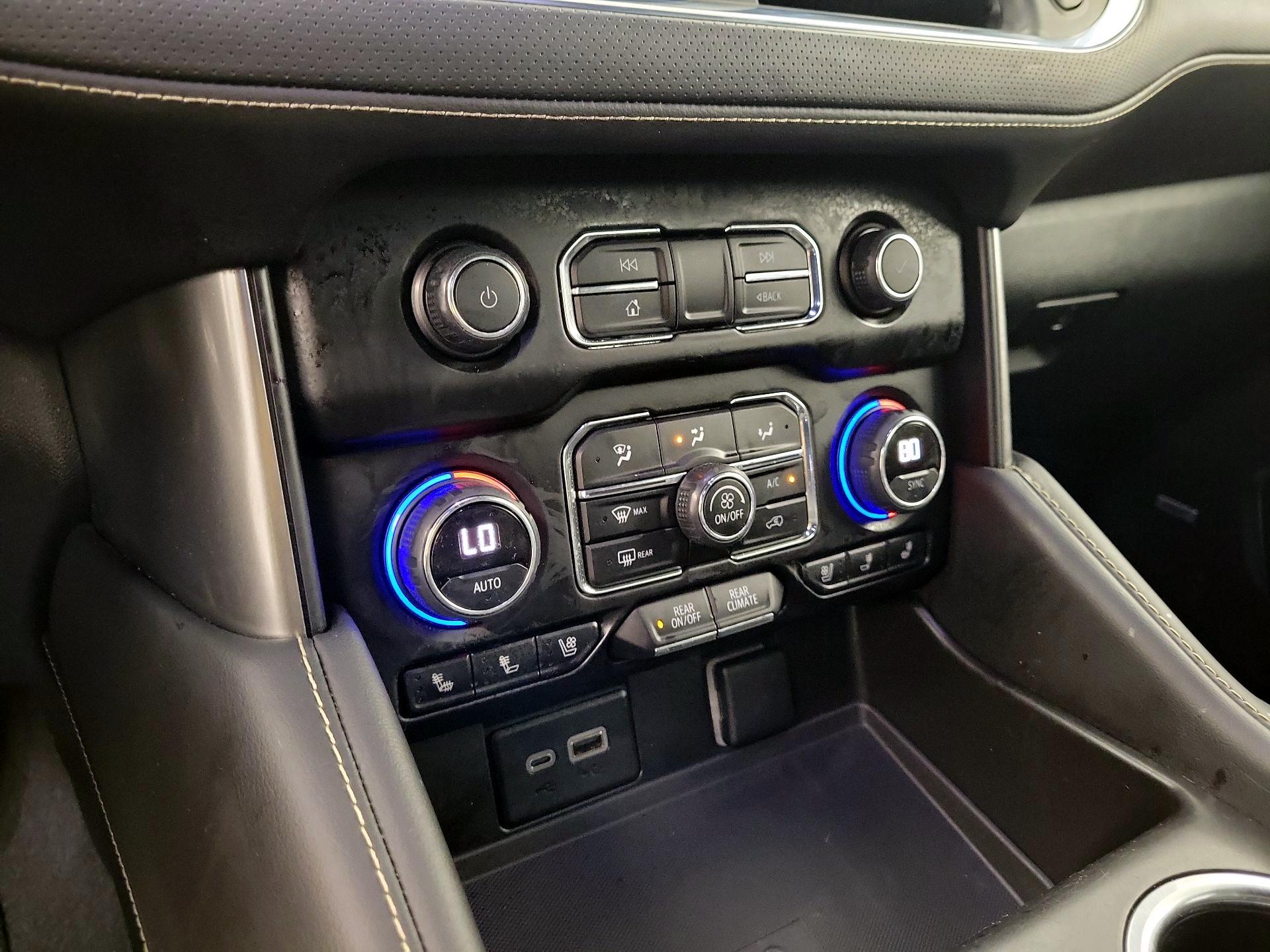 Thumbnail: 2023 Chevrolet Suburban - 16