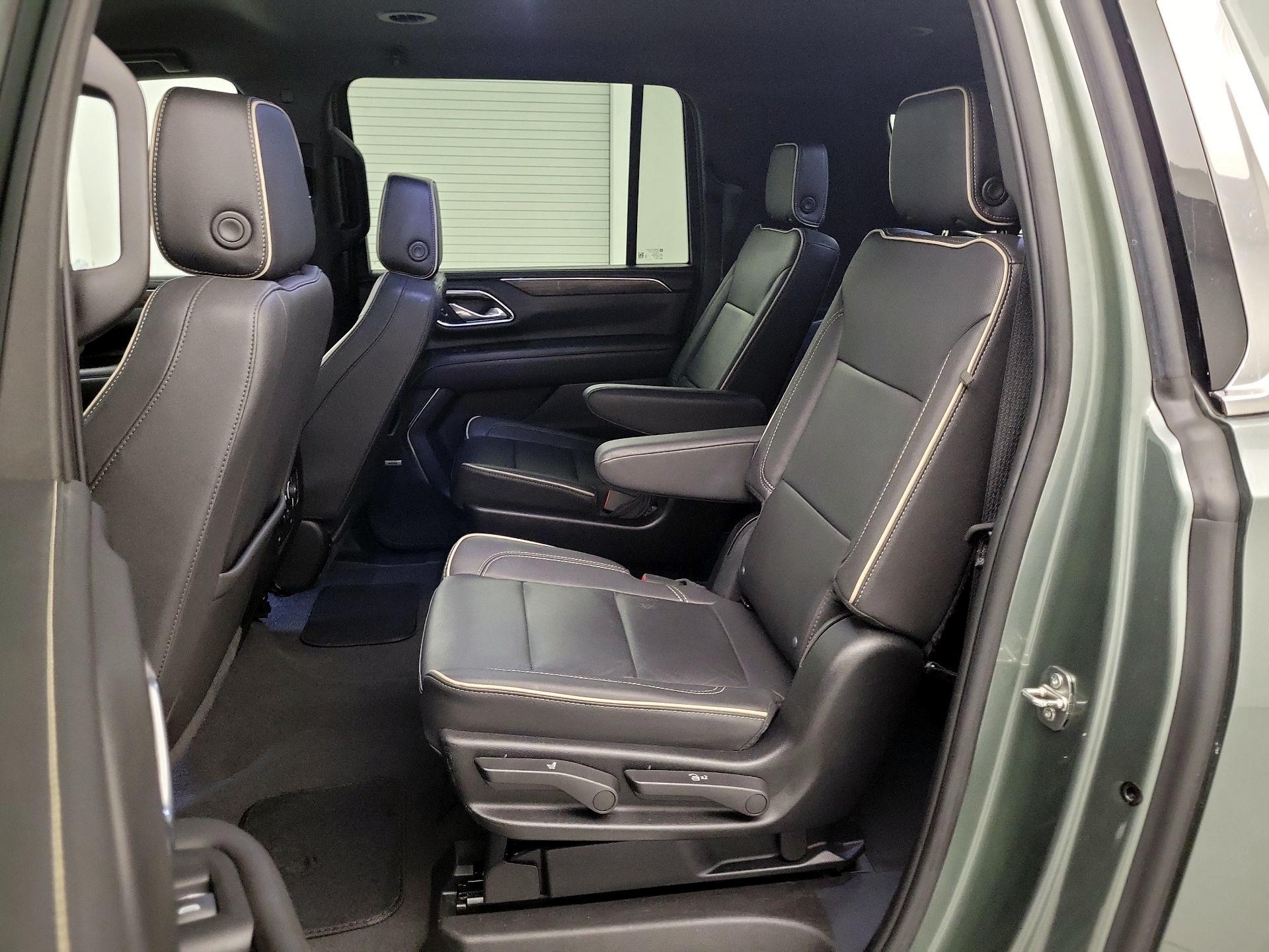 Thumbnail: 2023 Chevrolet Suburban - 19