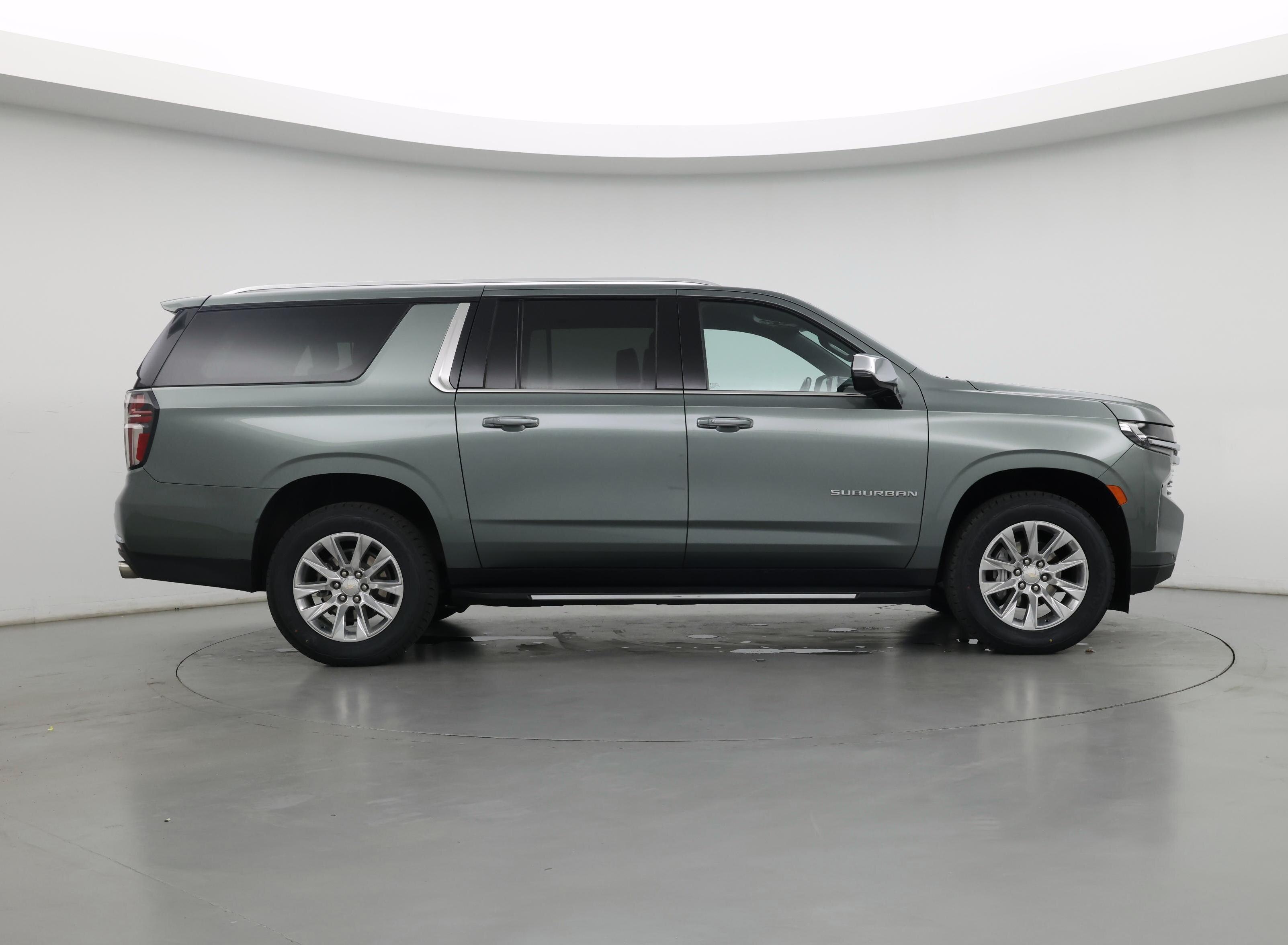 Thumbnail: 2023 Chevrolet Suburban - 7