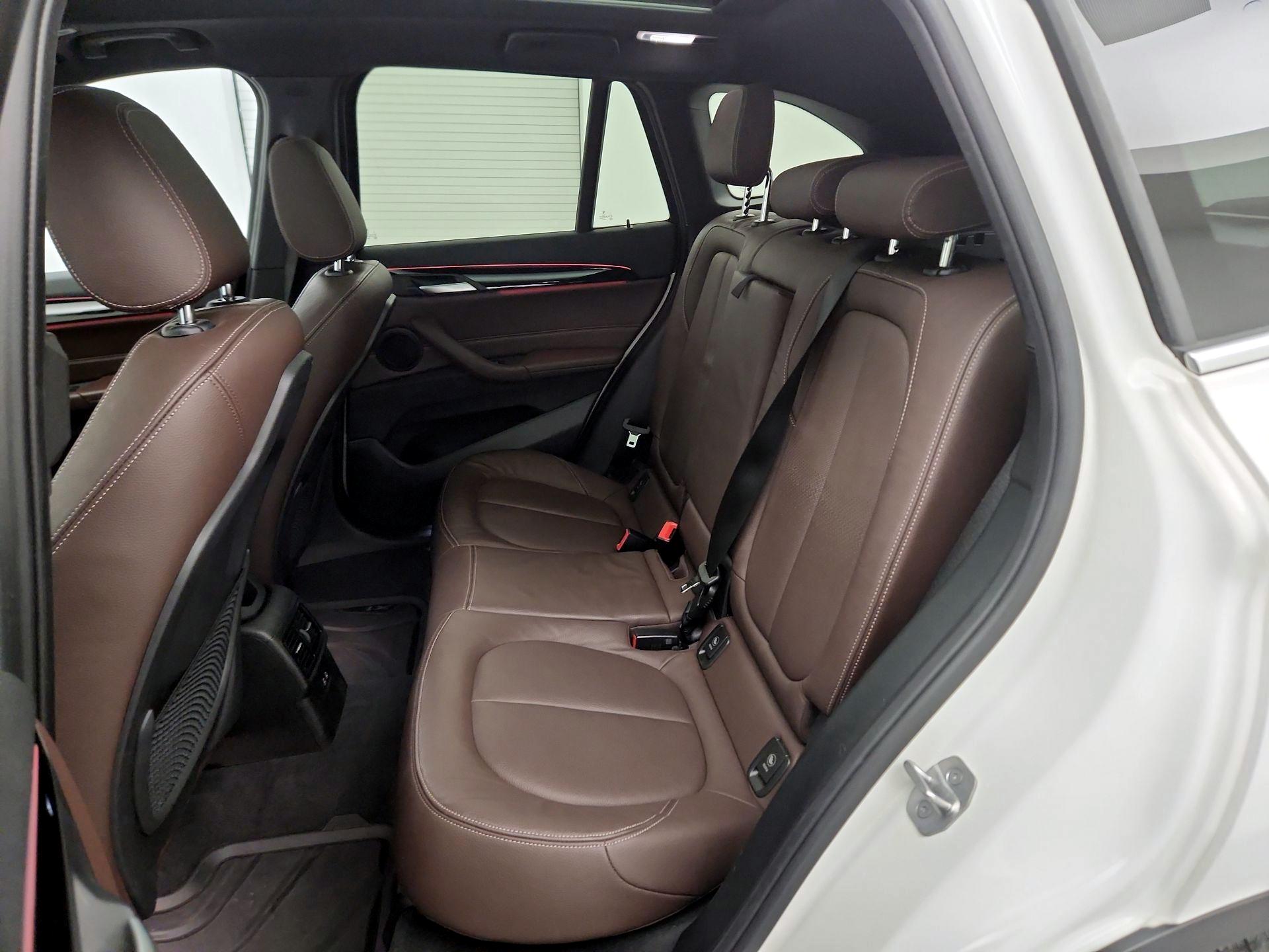 Thumbnail: 2022 BMW X1 - 19