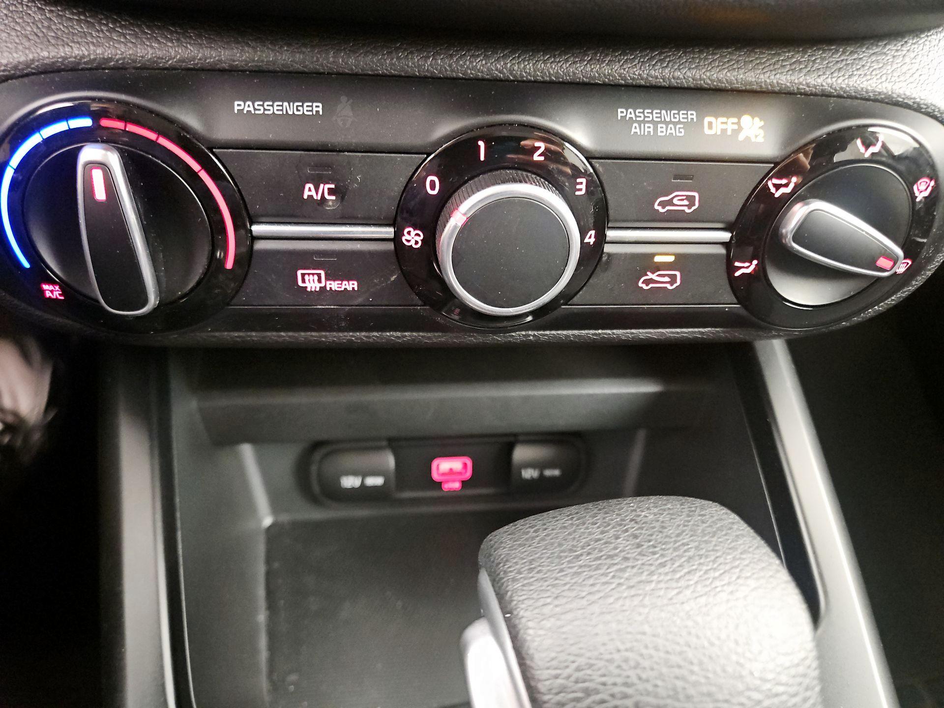 Thumbnail: 2022 Kia Soul - 16